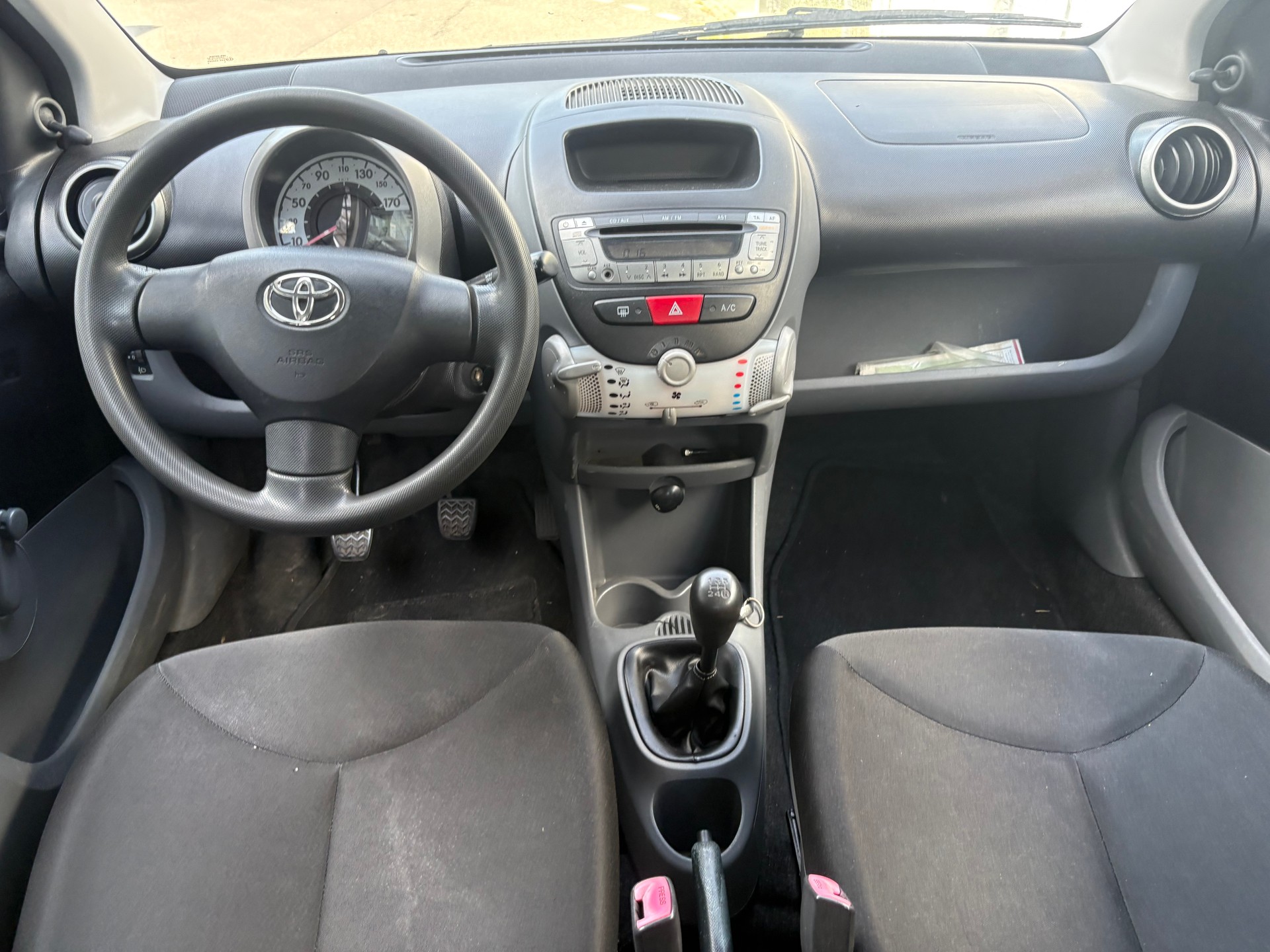 TOYOTA Aygo 1.0 Linea Terra-image-12