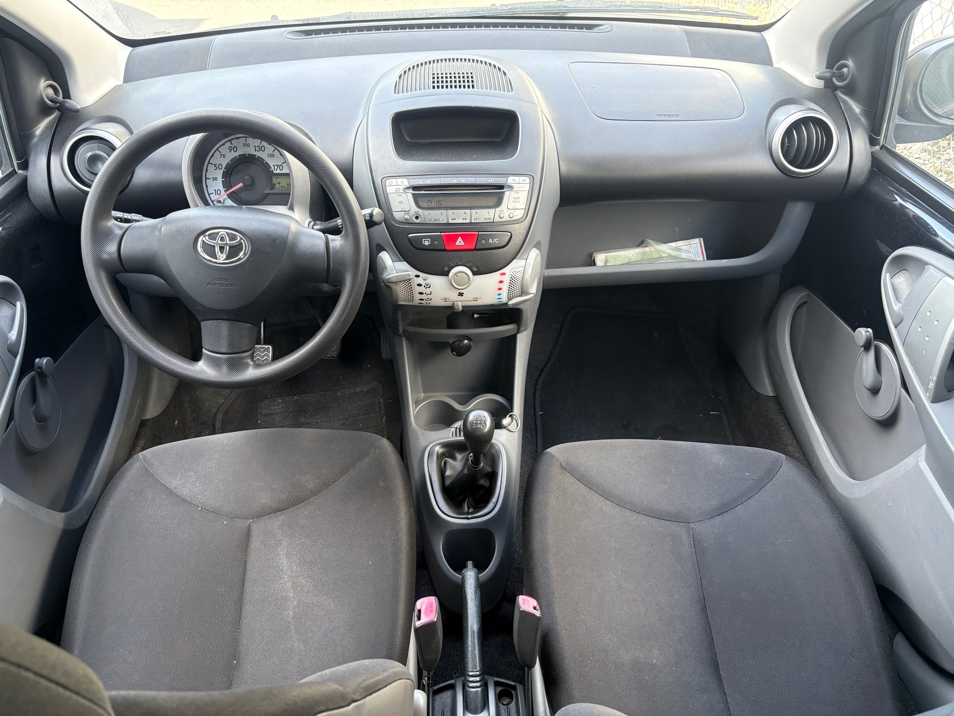 TOYOTA Aygo 1.0 Linea Terra-image-10