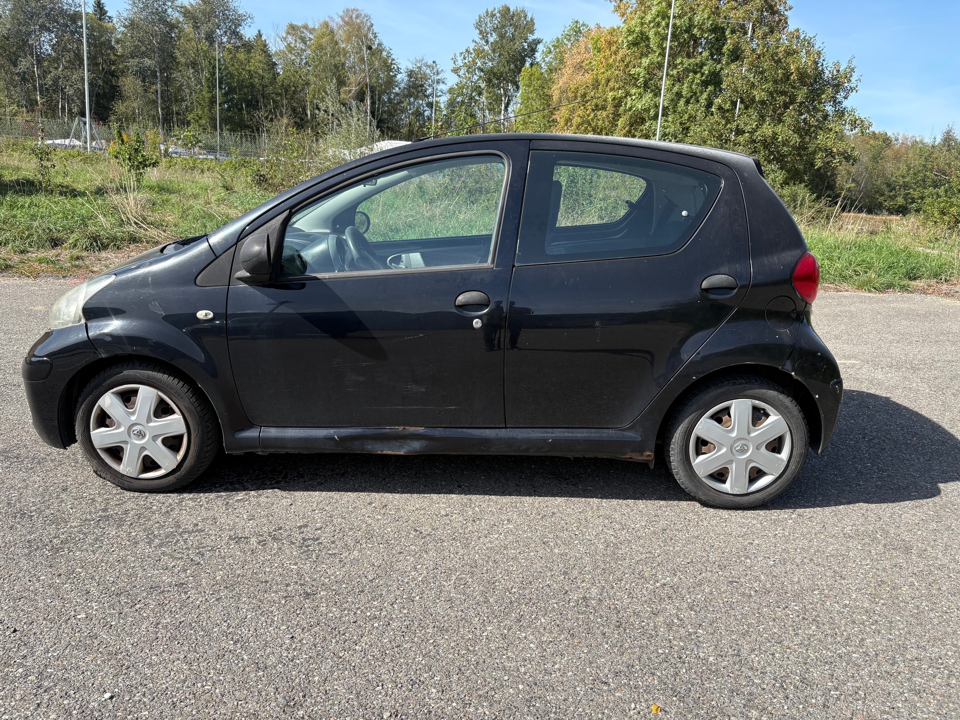 TOYOTA Aygo 1.0 Linea Terra-image-3