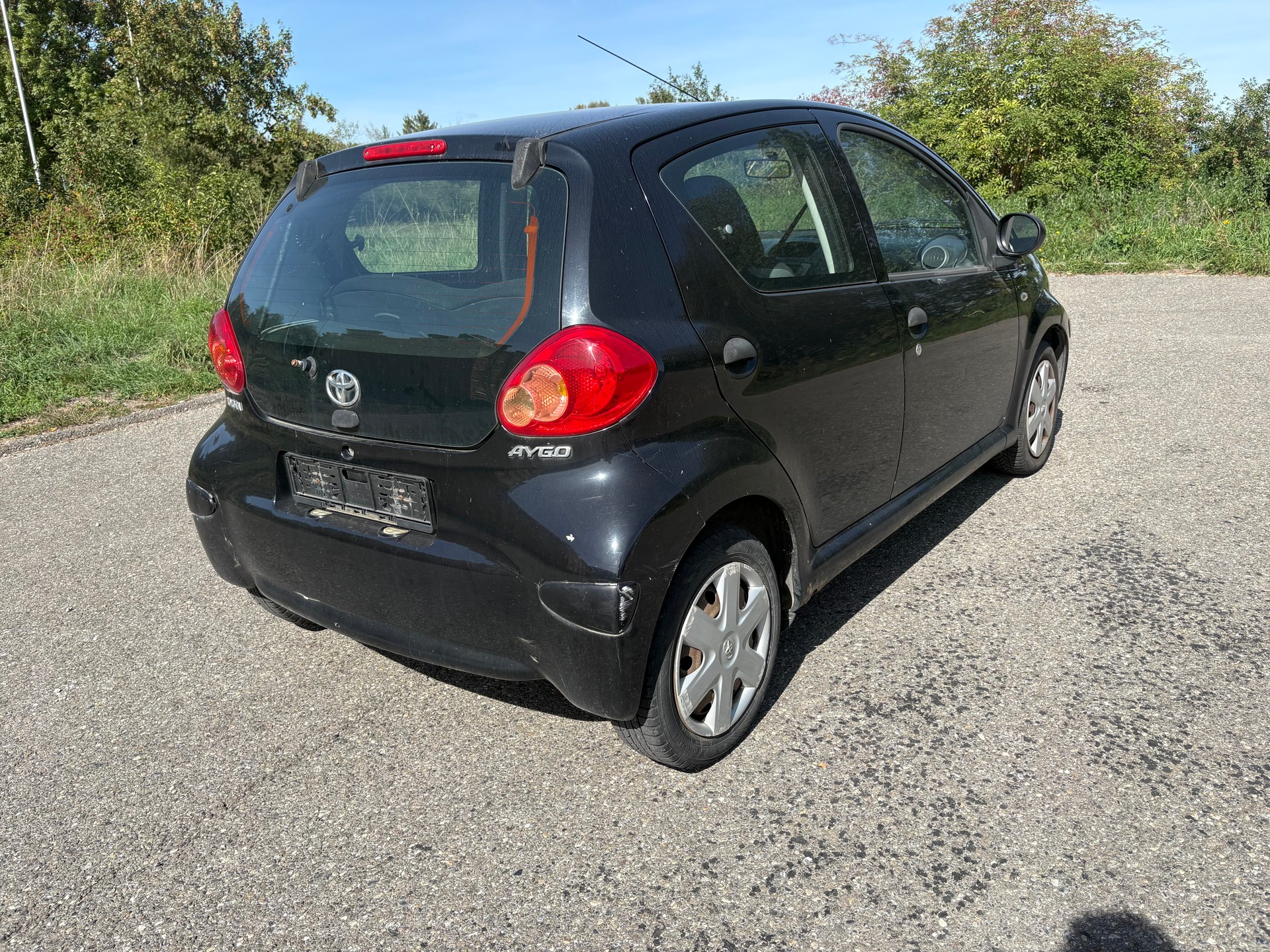 TOYOTA Aygo 1.0 Linea Terra-image-6