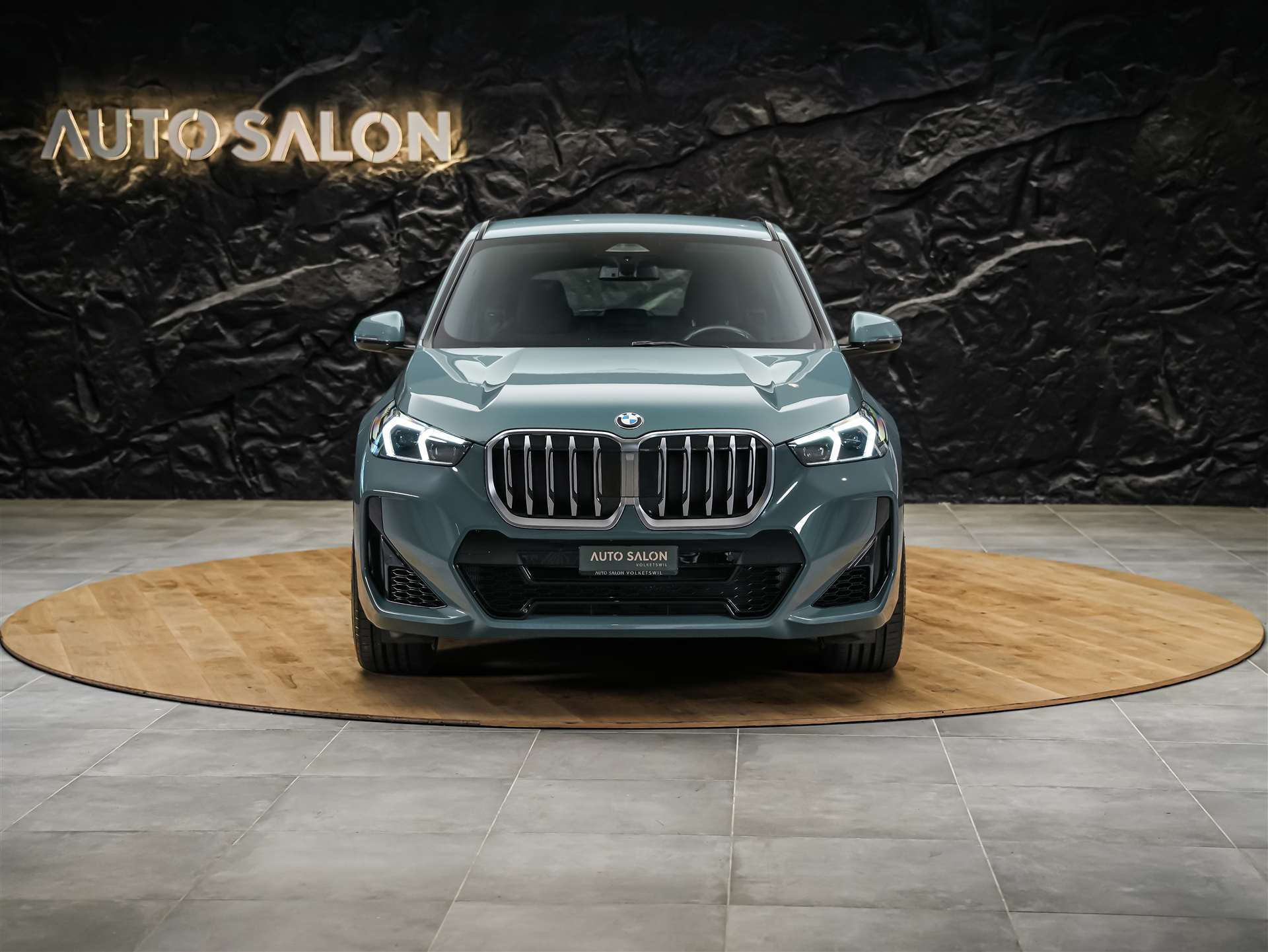 BMW X1 xDrive 23i M Sport *20" Felgen*Abstandstempomat*AHK*-image-7