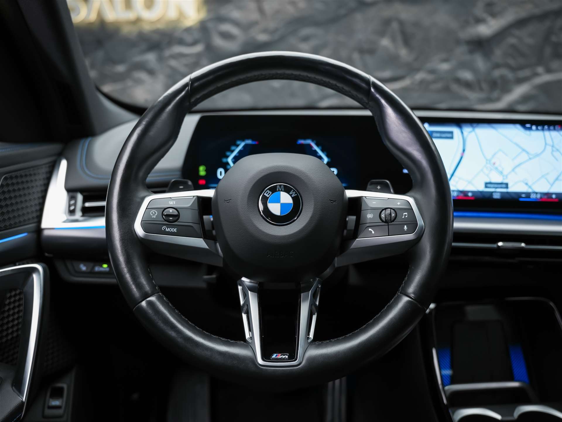 BMW X1 xDrive 23i M Sport *20" Felgen*Abstandstempomat*AHK*-image-25