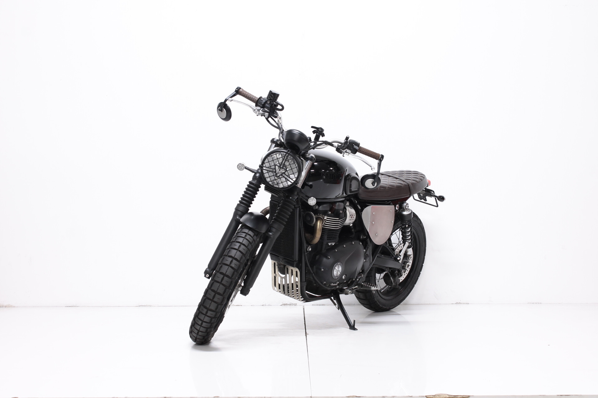 TRIUMPH Street Scrambler 900-showroom-element-3