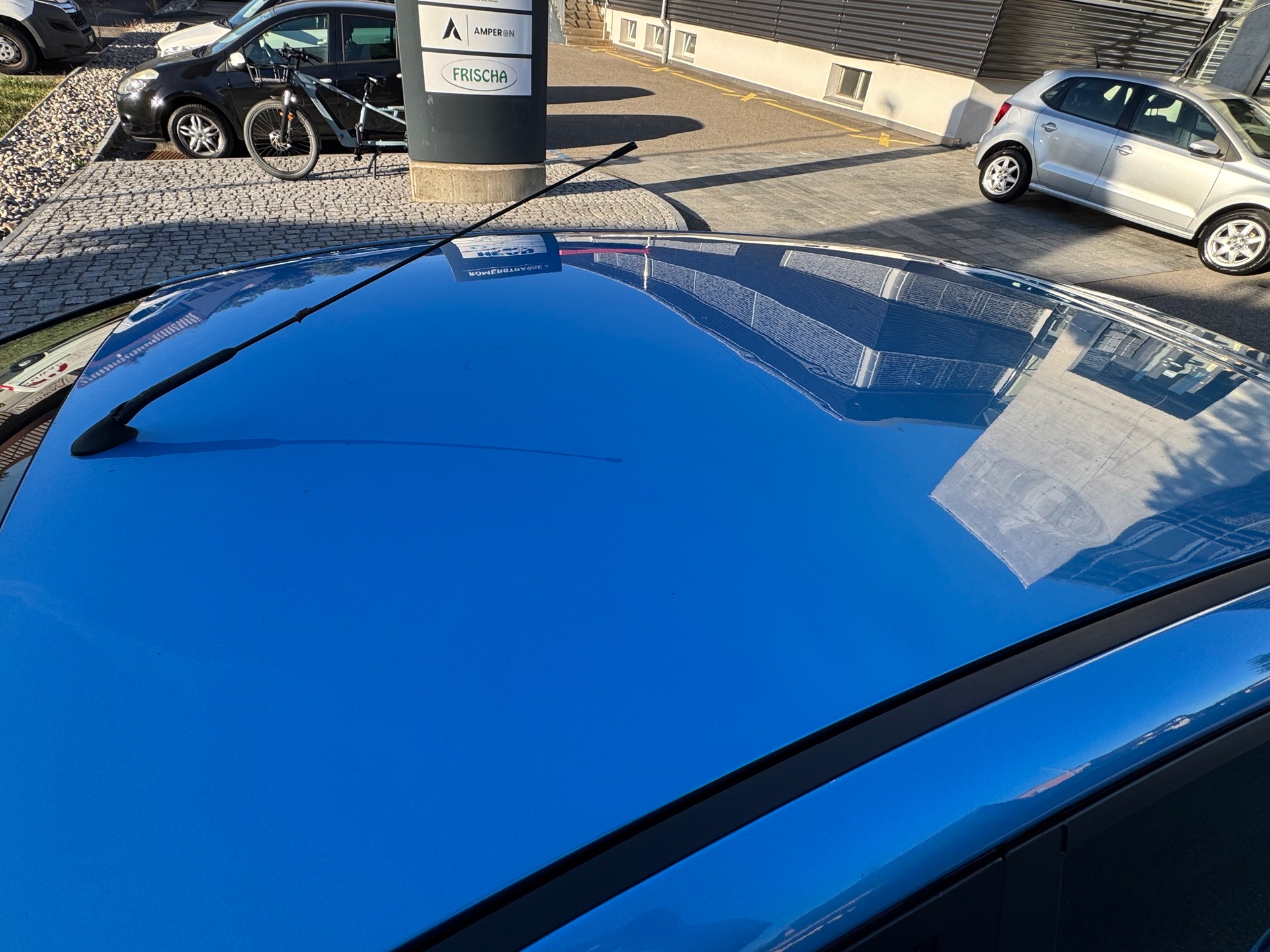 FORD Fiesta 1.4 16V Titanium-image-3
