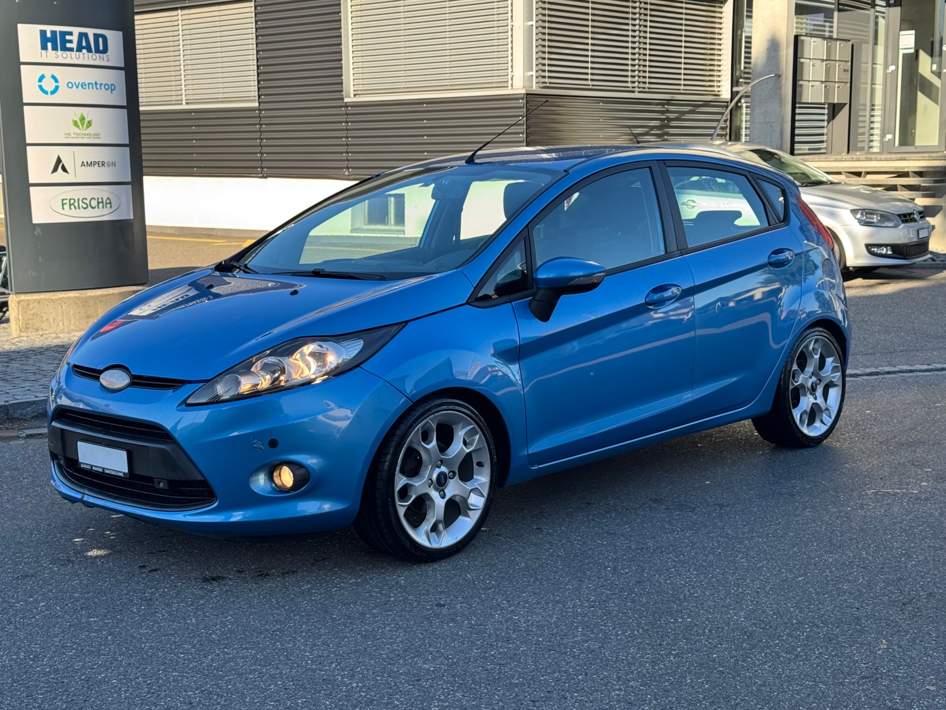 FORD Fiesta 1.4 16V Titanium-image-0