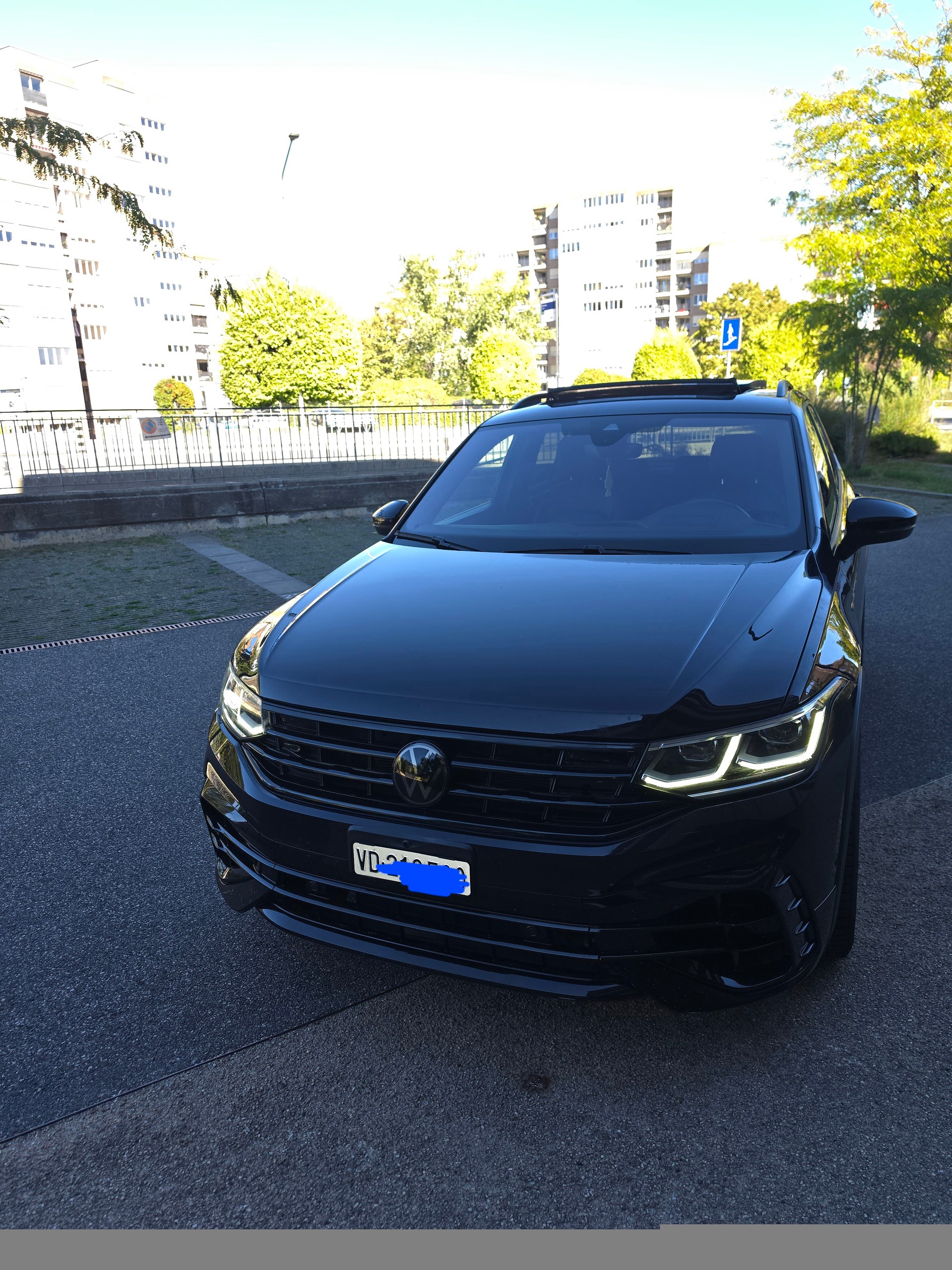 VW TIGUAN R 2.0 TSI ABT 384 CV-image-1