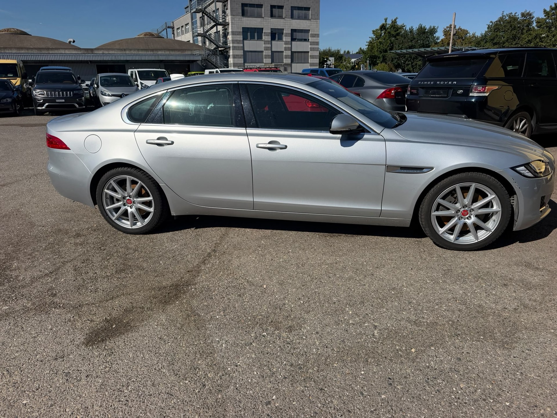 JAGUAR XF 35t Prestige AWD-image-11