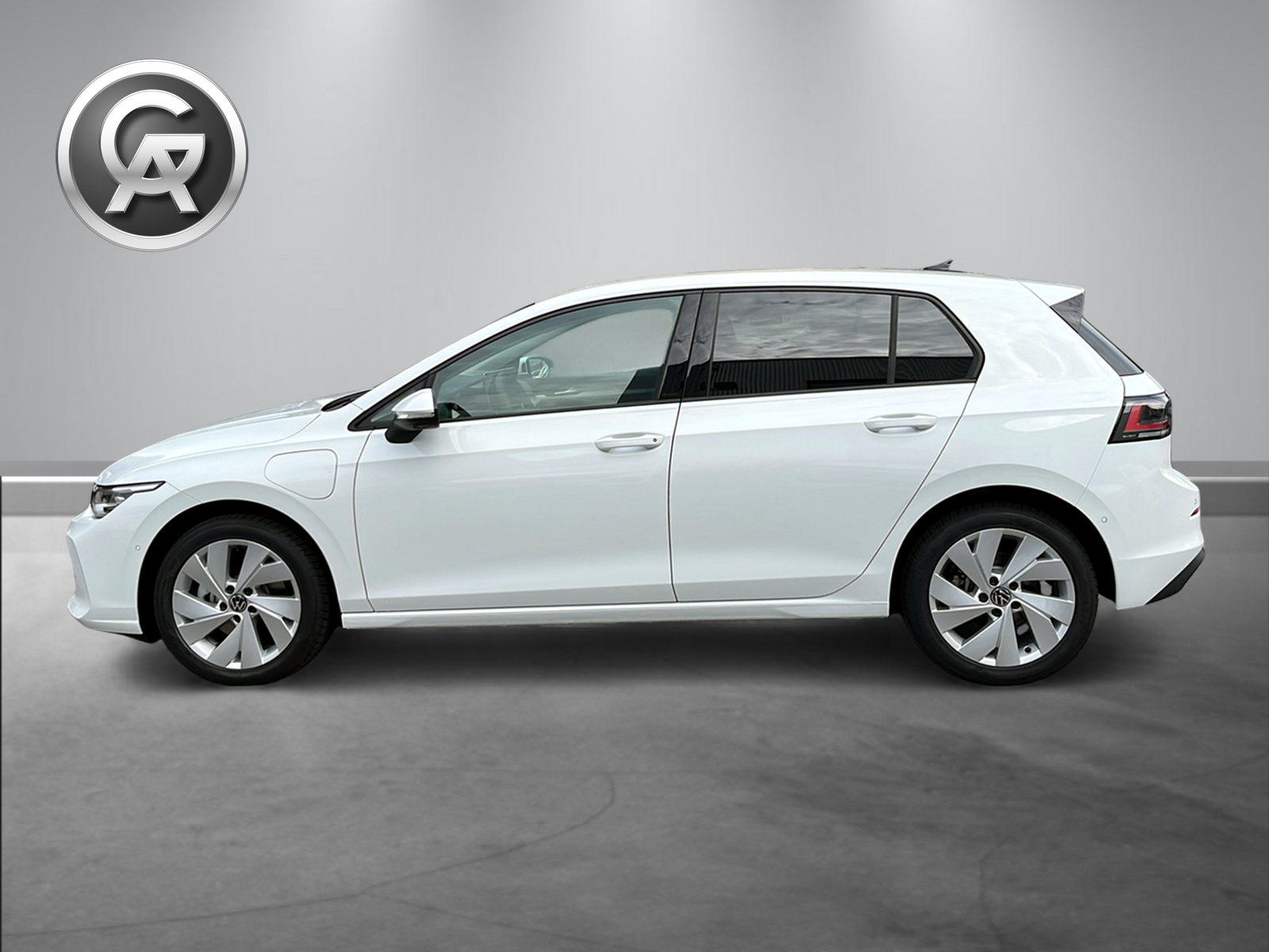 VW Golf 1.5 TSI PHEV Life-image-9