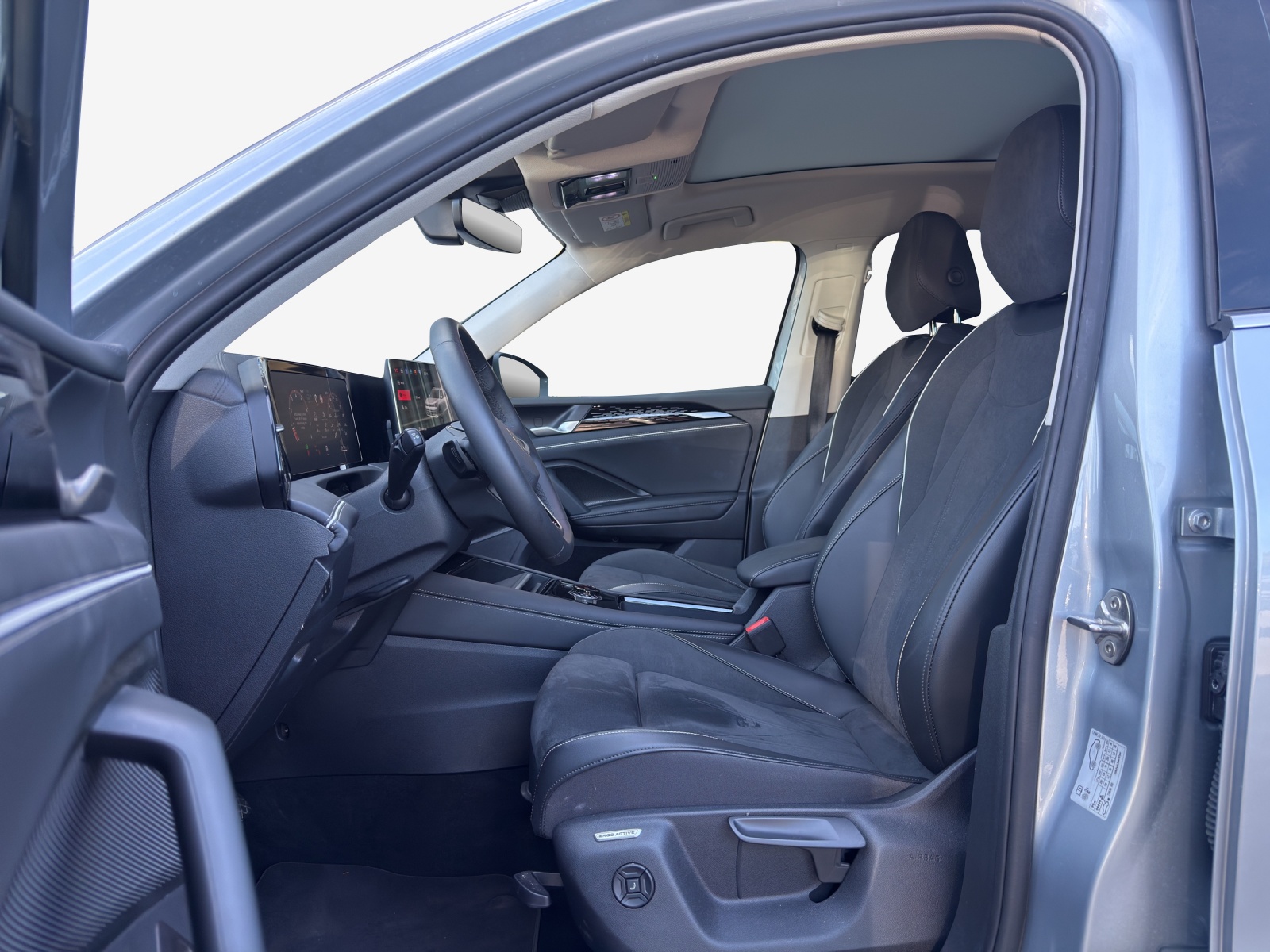 VW Tiguan 2.0 TSI DSG Elegance 4Motion-image-7