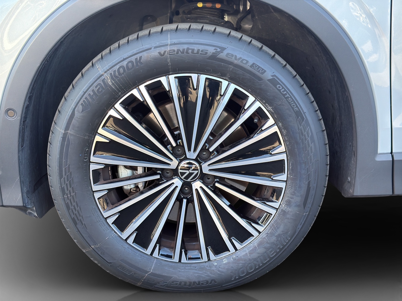 VW Tiguan 2.0 TSI DSG Elegance 4Motion-image-13