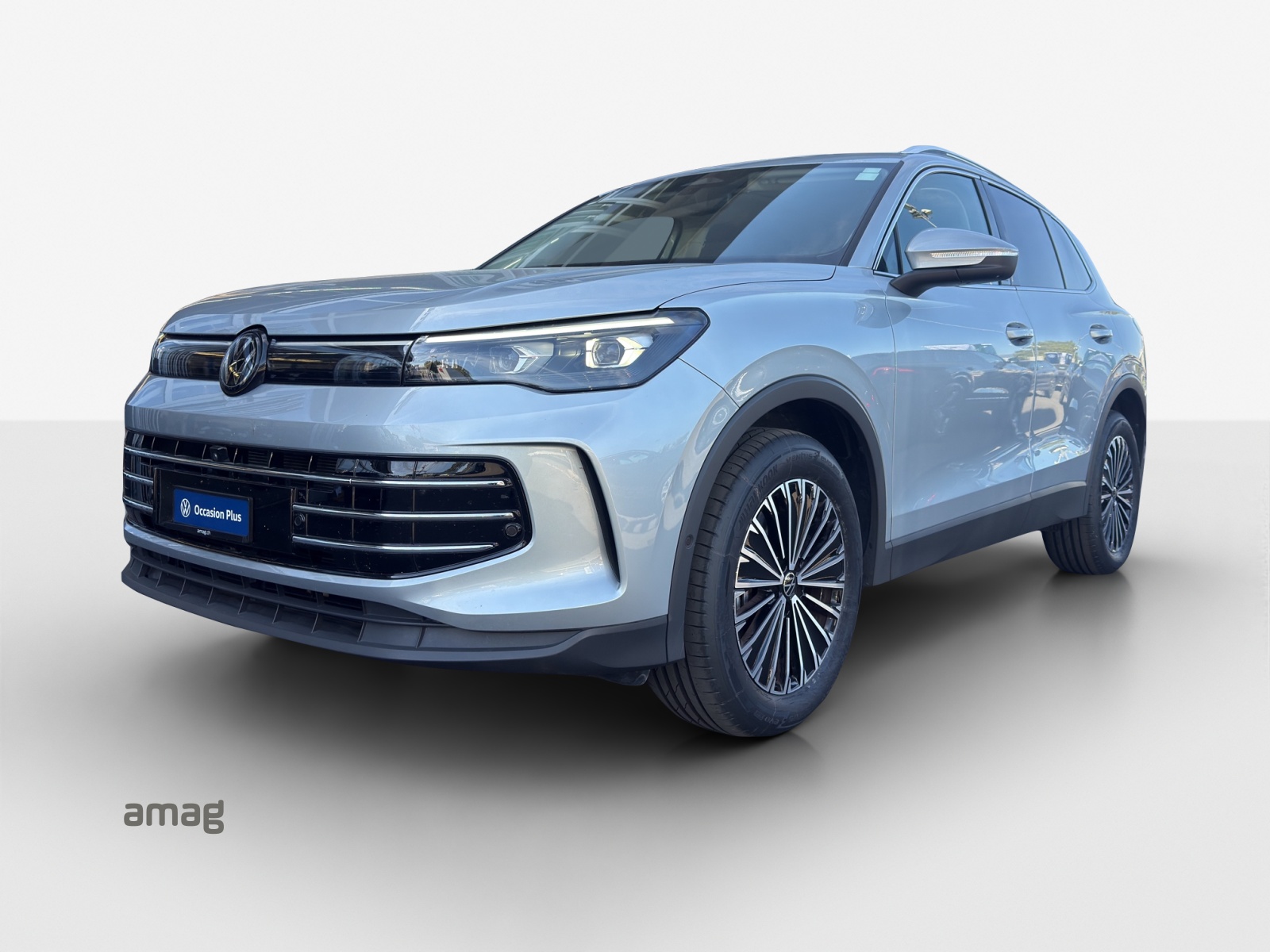 VW Tiguan 2.0 TSI DSG Elegance 4Motion-image-0