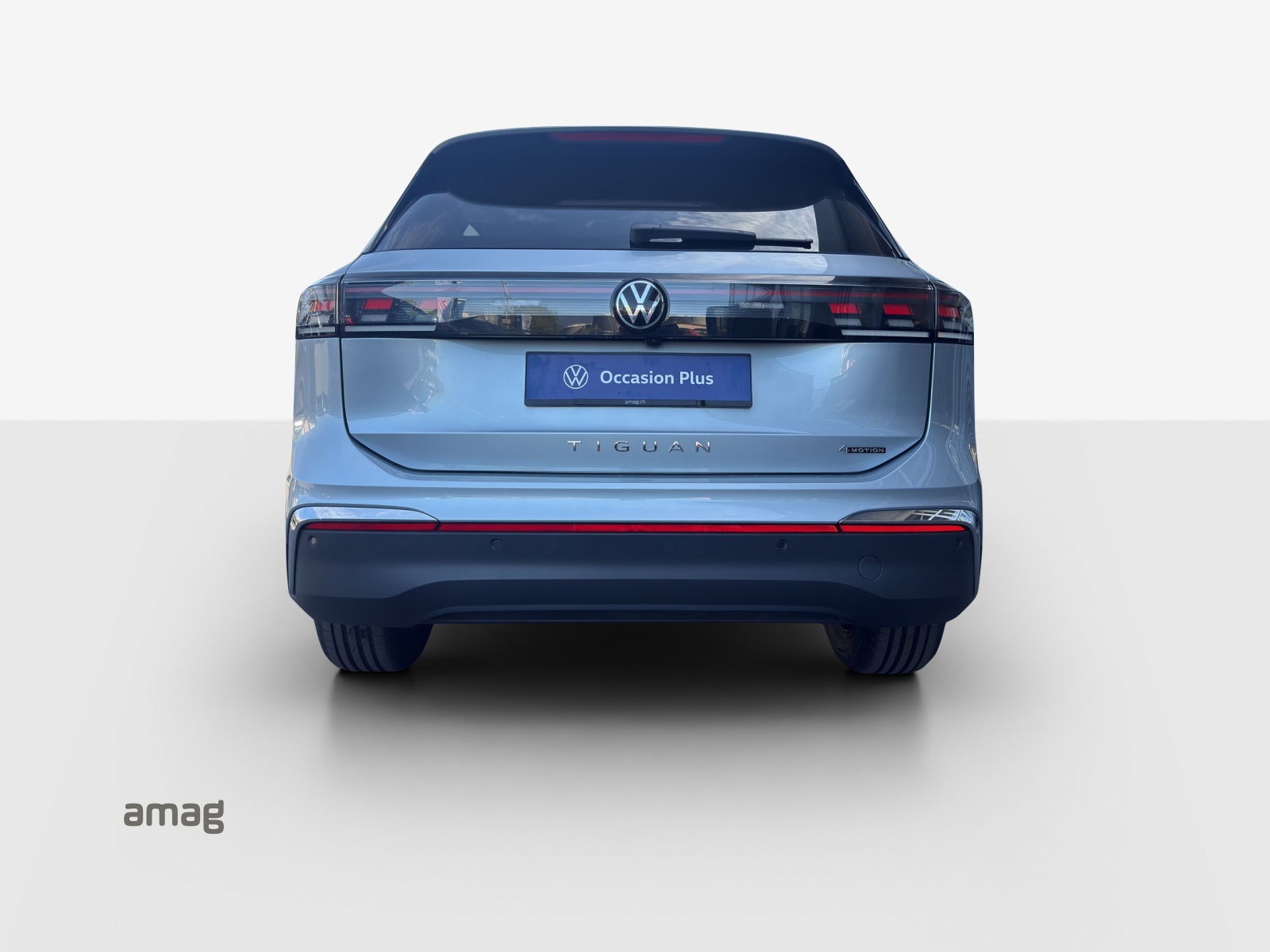 VW Tiguan 2.0 TSI DSG Elegance 4Motion-image-3