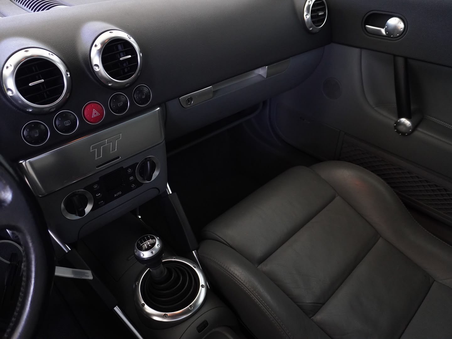 AUDI TT Roadster 1.8 T-image-5