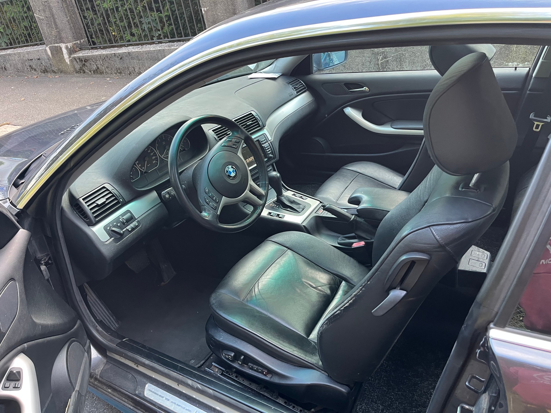 BMW BMW 330Ci Coupé (E46) - MFK / 149'000 km-image-2