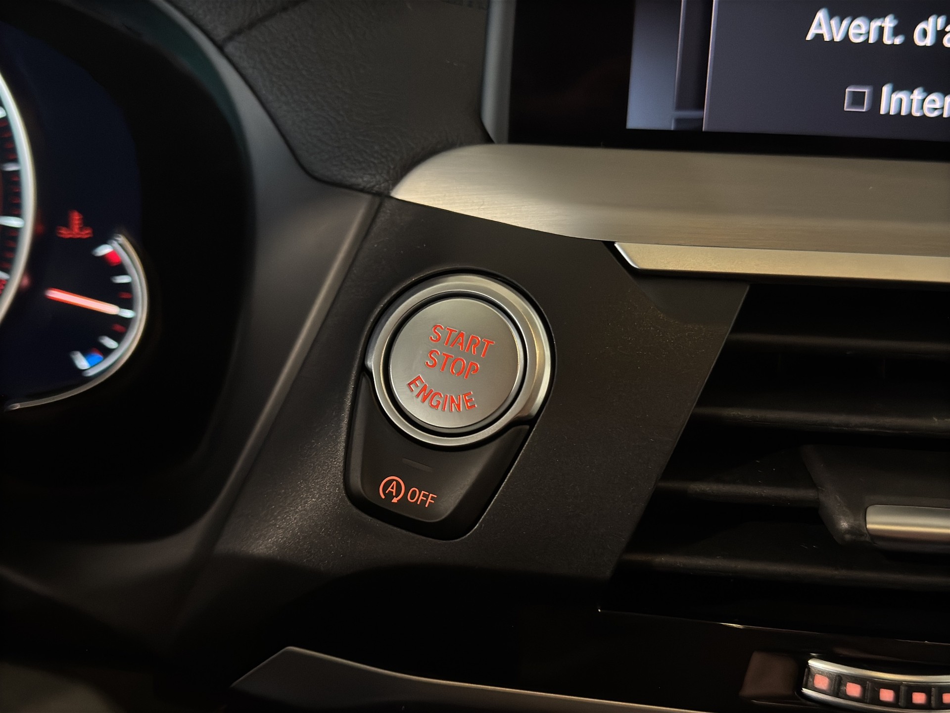 BMW X3 xDrive 30i Luxury Line Steptronic-image-28