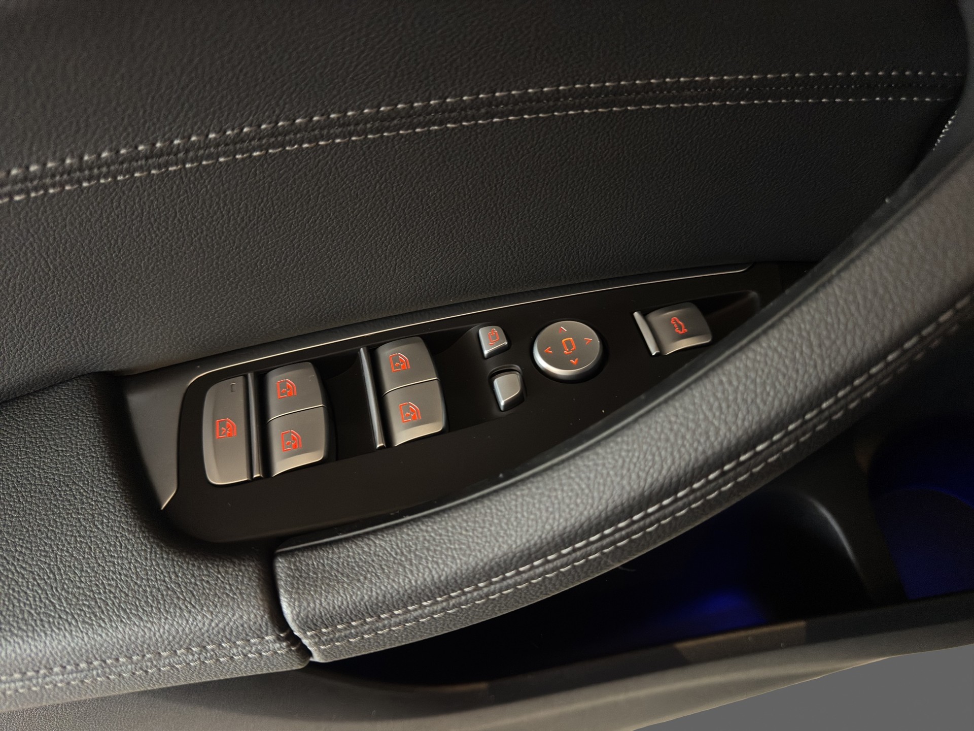 BMW X3 xDrive 30i Luxury Line Steptronic-image-10