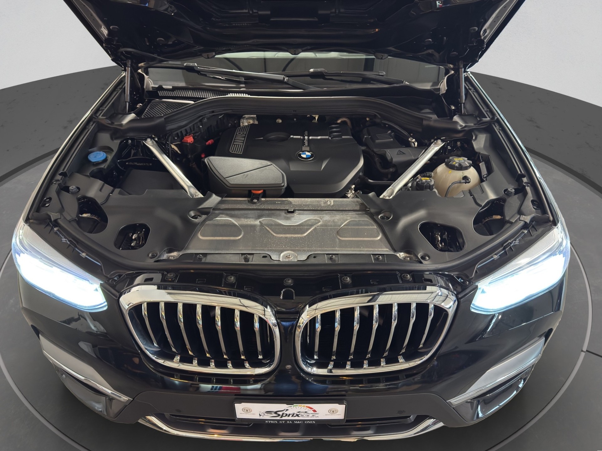 BMW X3 xDrive 30i Luxury Line Steptronic-image-15