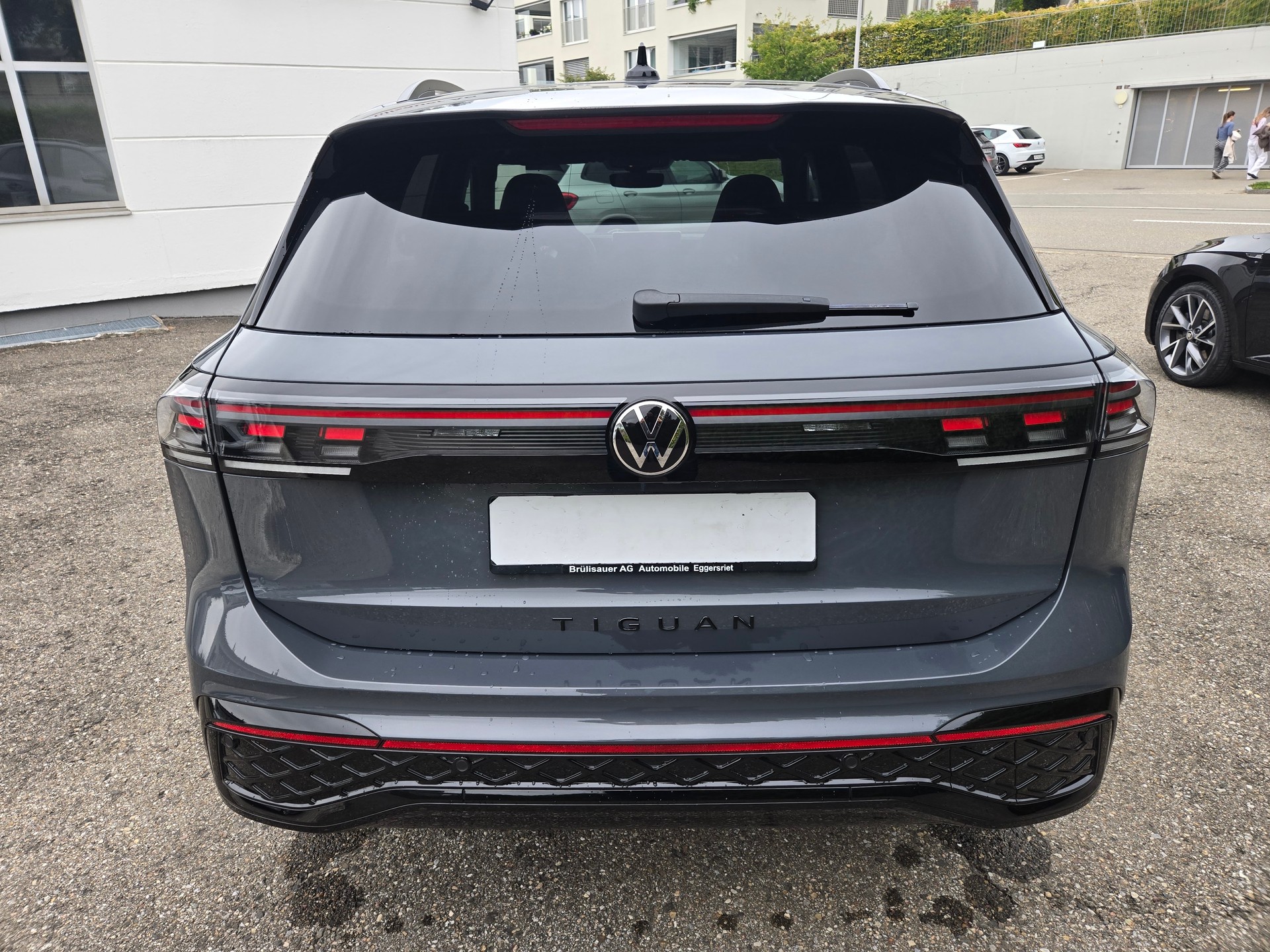 VW R-Line-image-4