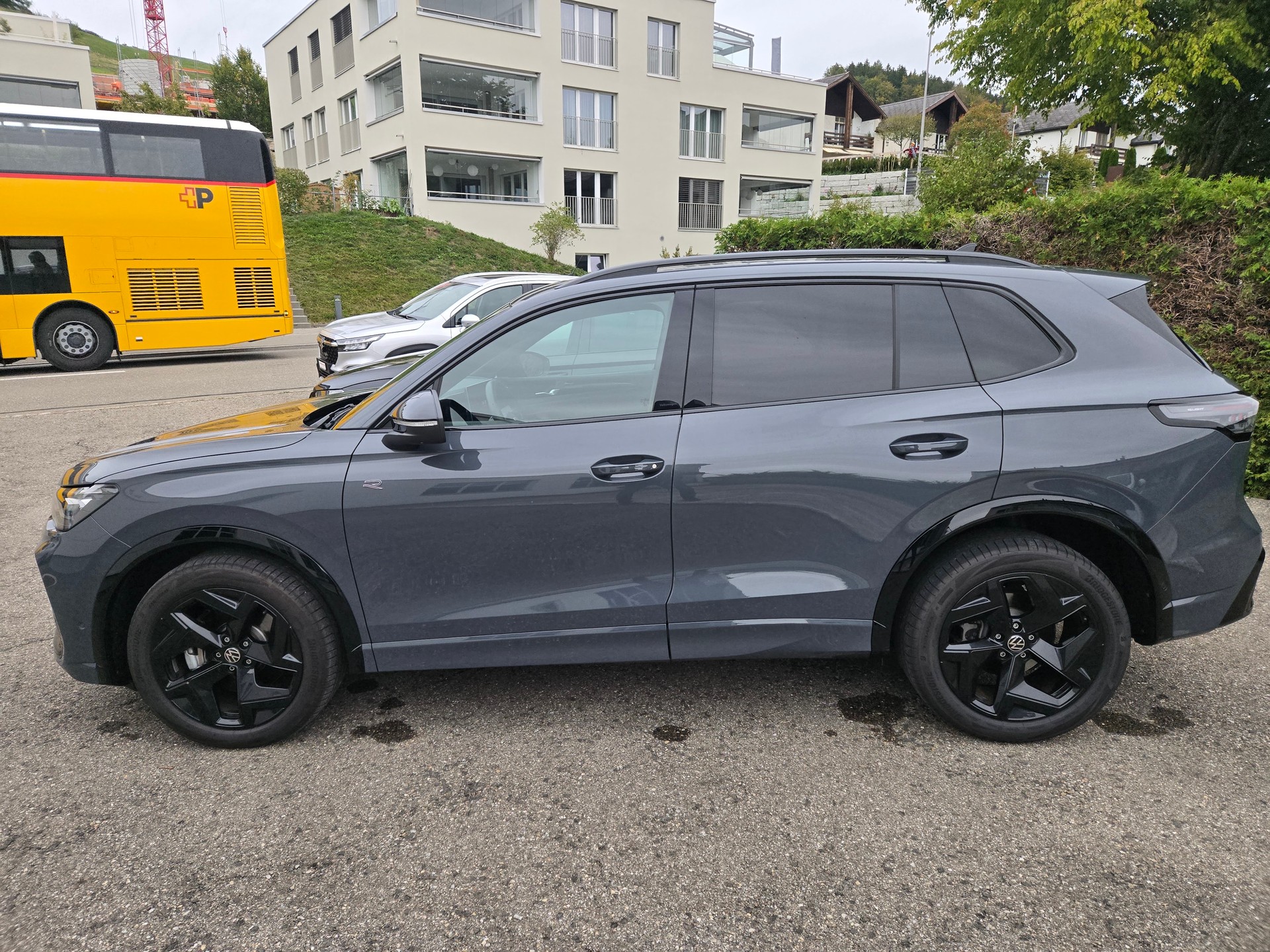VW R-Line-image-3