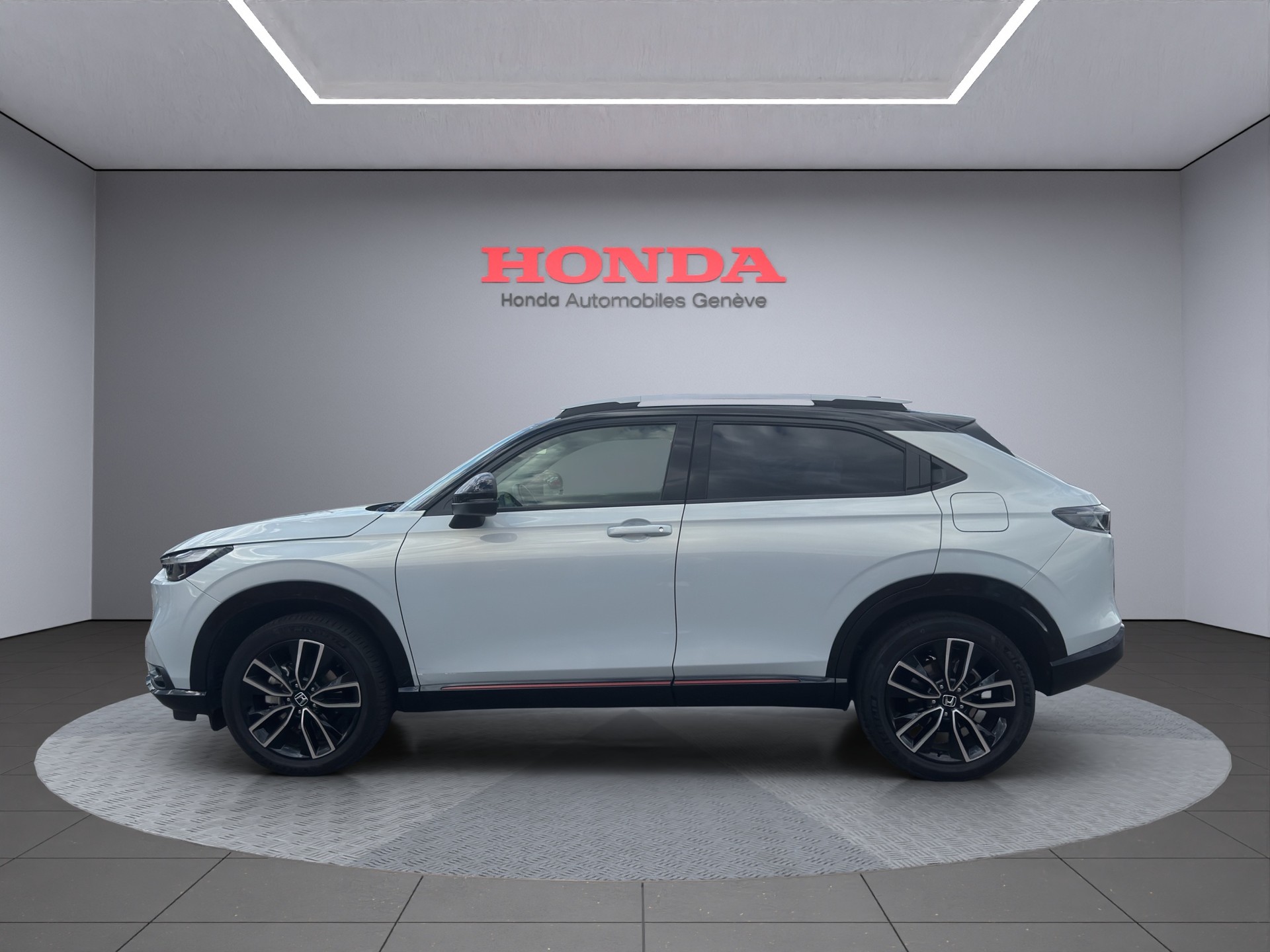 HONDA HR-V 1.5 i-MMD Advance Style-image-4