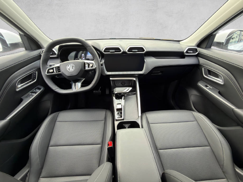 MG ZS 1.5 Hybrid+ Luxury-image-8