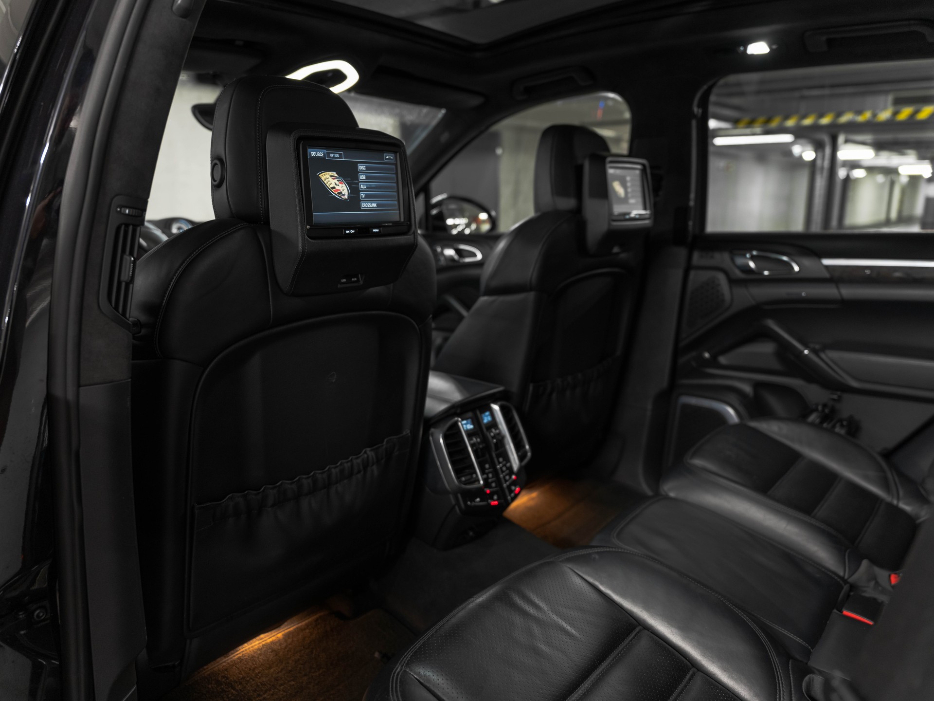 PORSCHE Cayenne Turbo S TECHART-image-25