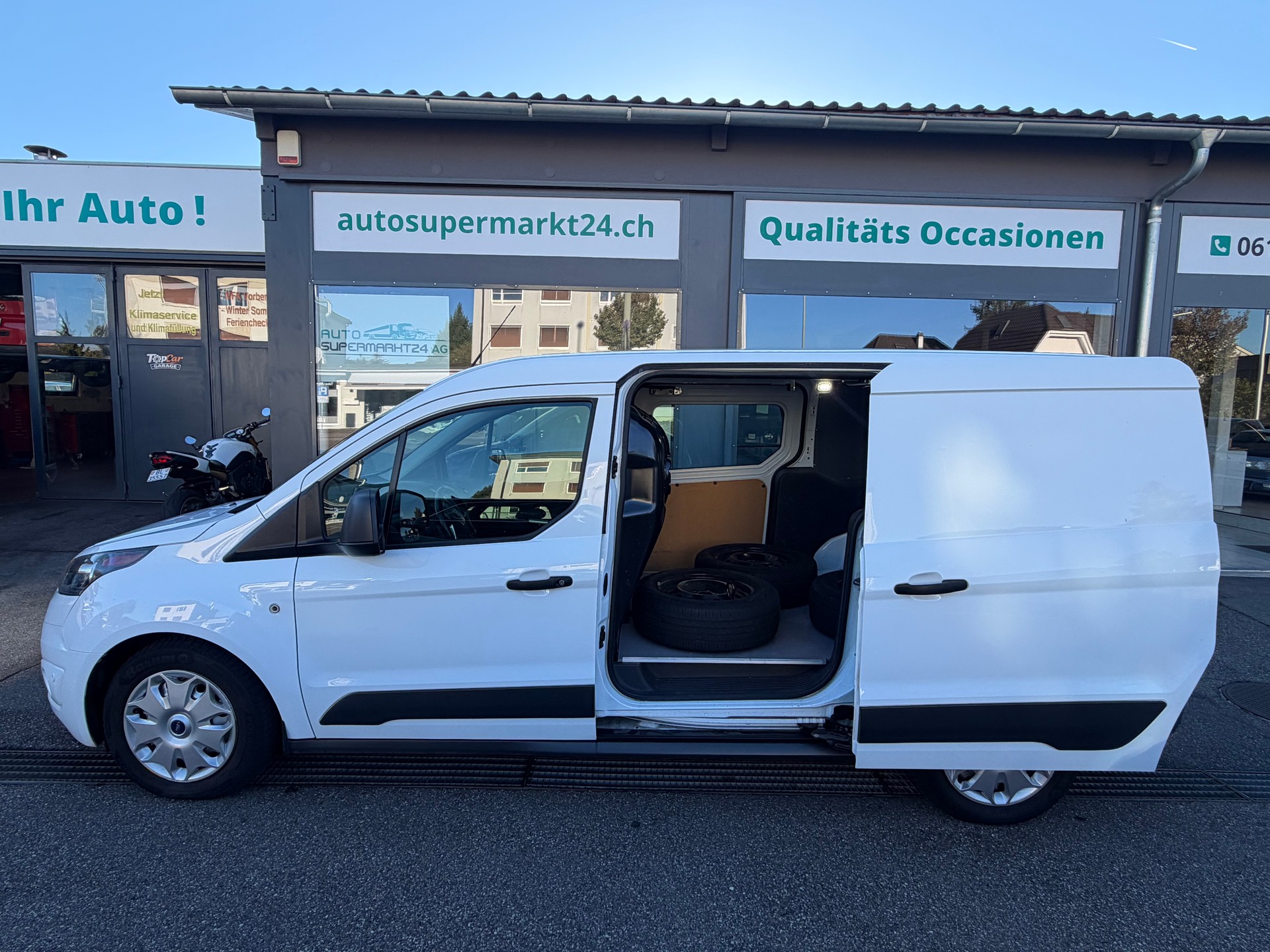 FORD Transit Connect Van T230 1.5 TDCi Ambiente A-image-3