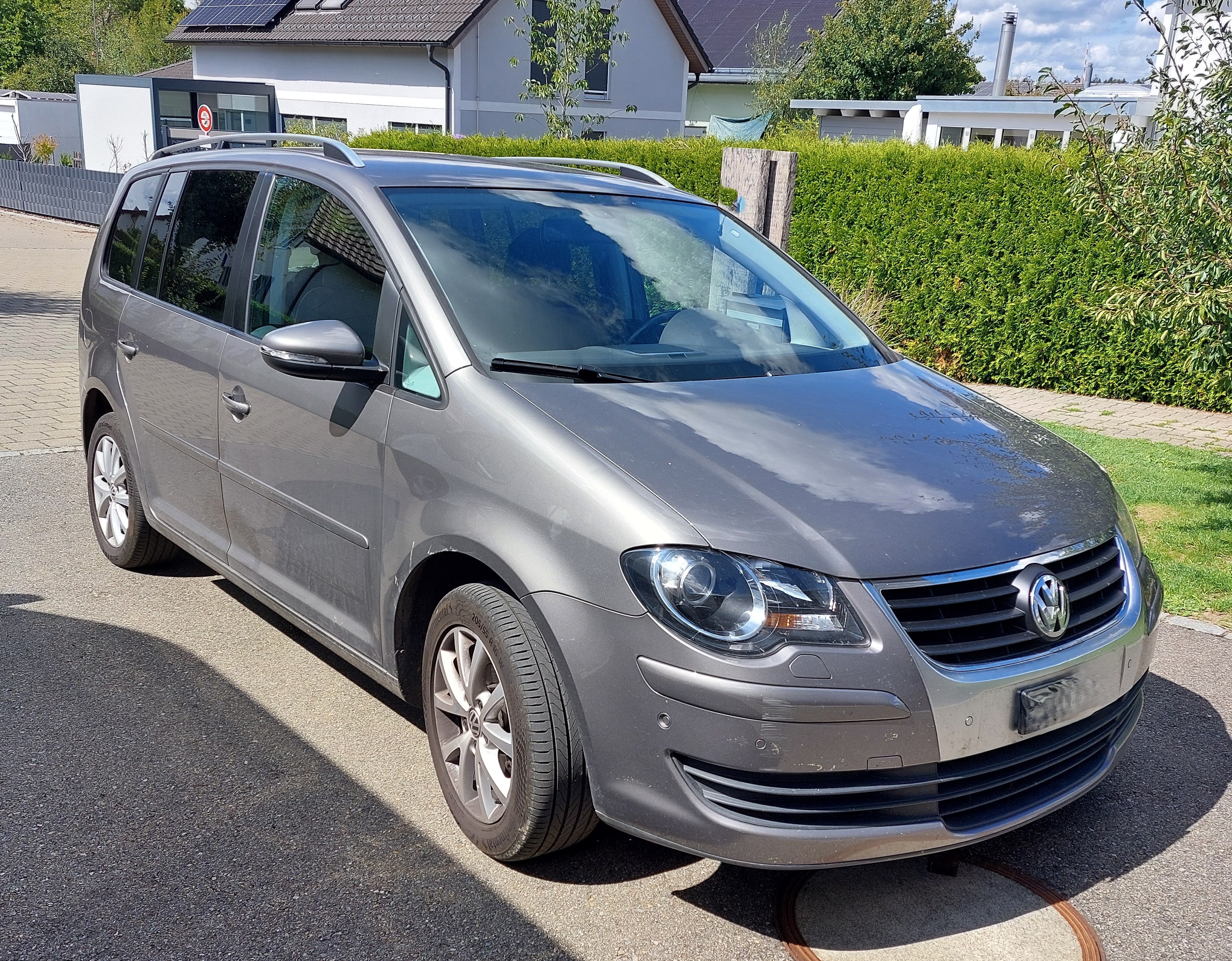 Car photo