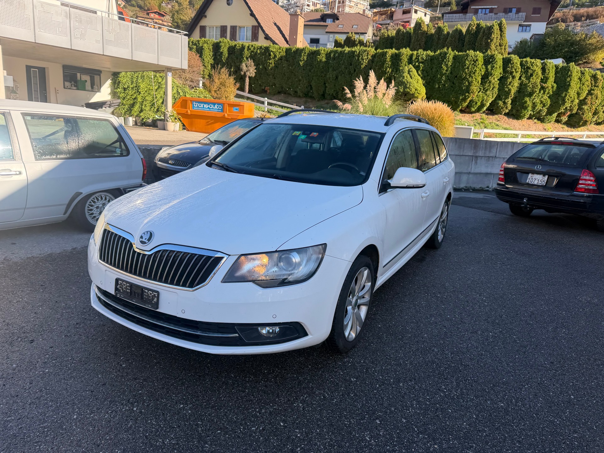 SKODA Superb Combi 2.0 TDi Elegance 4x4 DSG-image-2