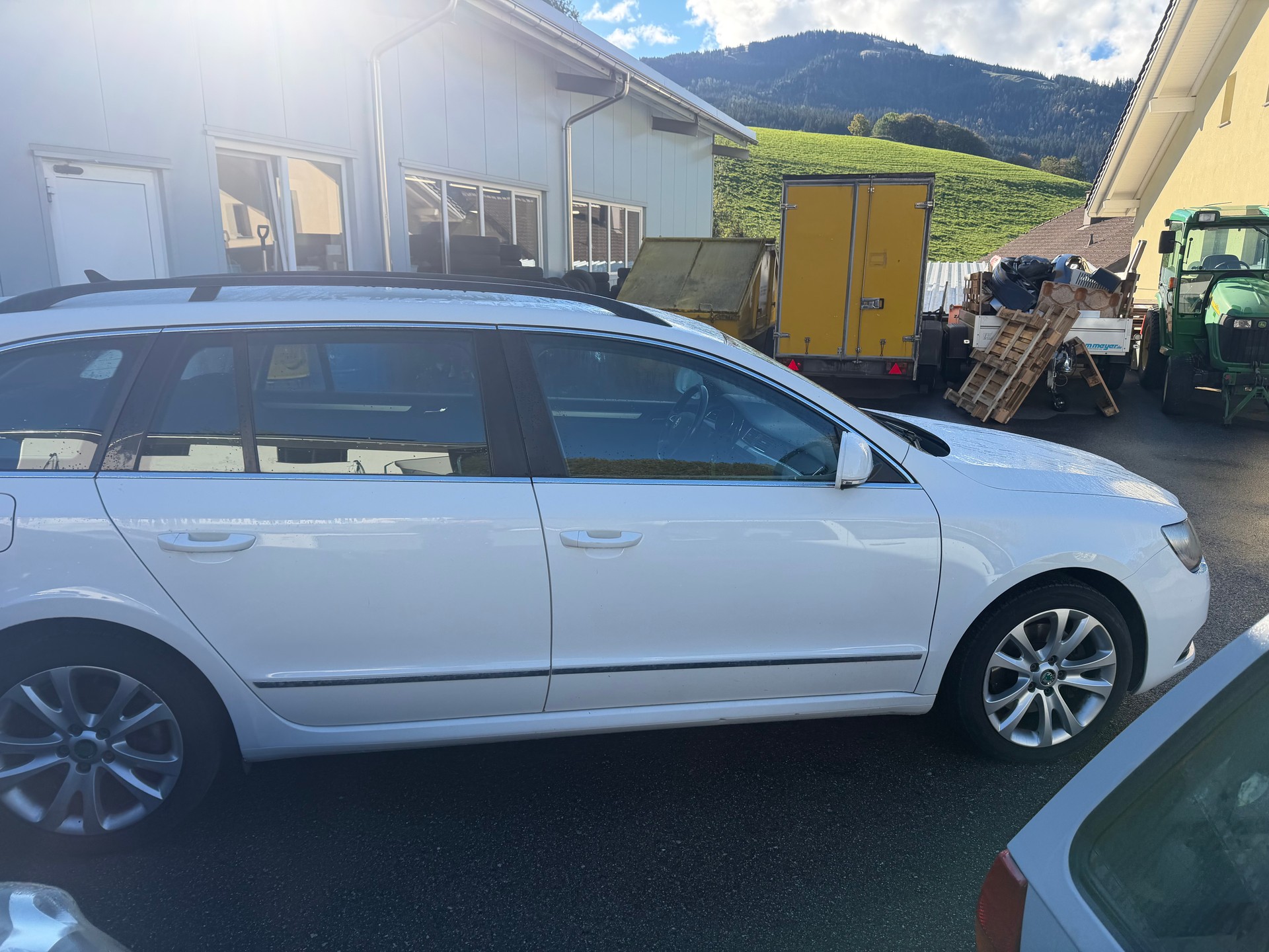 SKODA Superb Combi 2.0 TDi Elegance 4x4 DSG-image-10