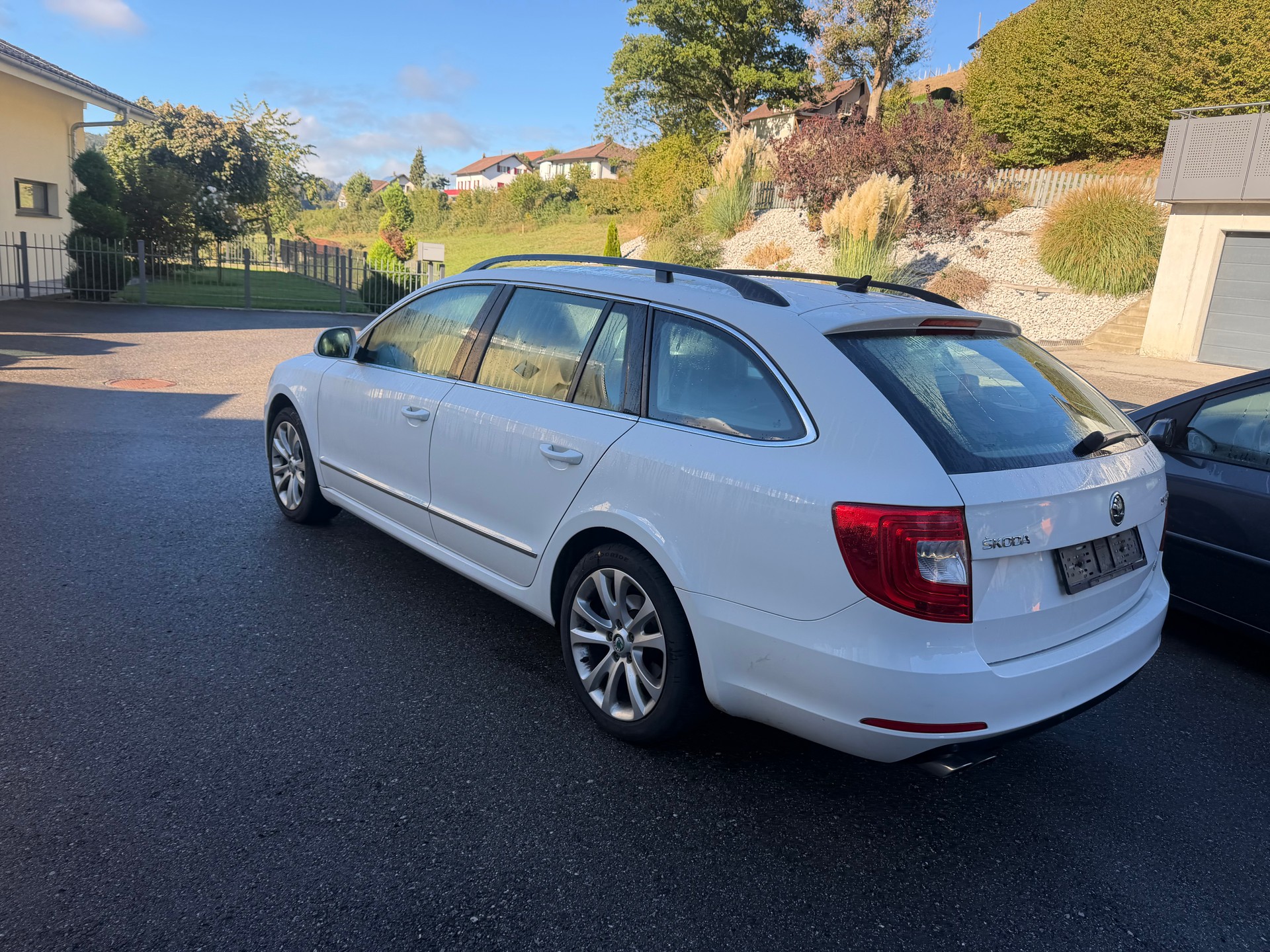 SKODA Superb Combi 2.0 TDi Elegance 4x4 DSG-image-6