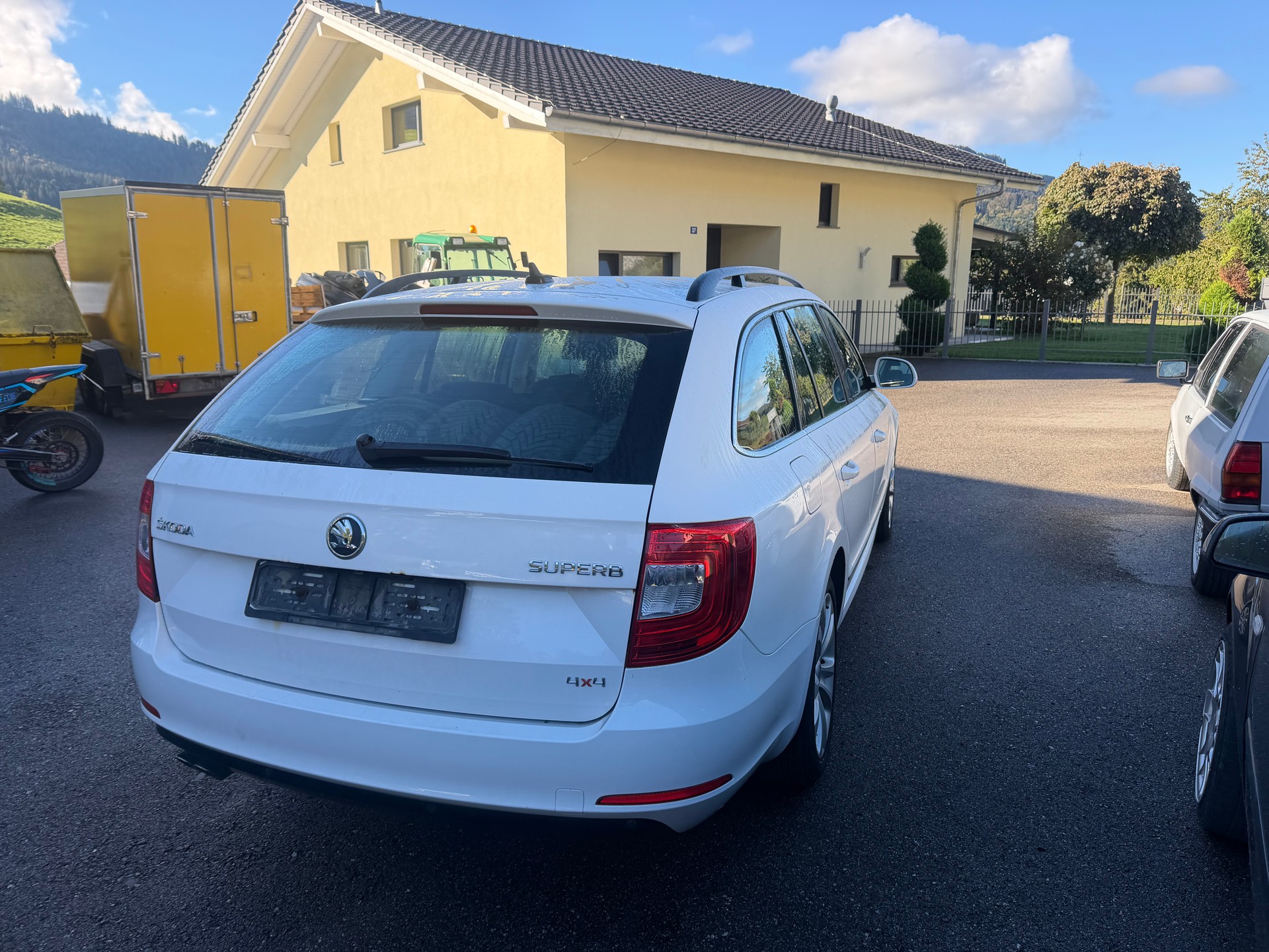 SKODA Superb Combi 2.0 TDi Elegance 4x4 DSG-image-9