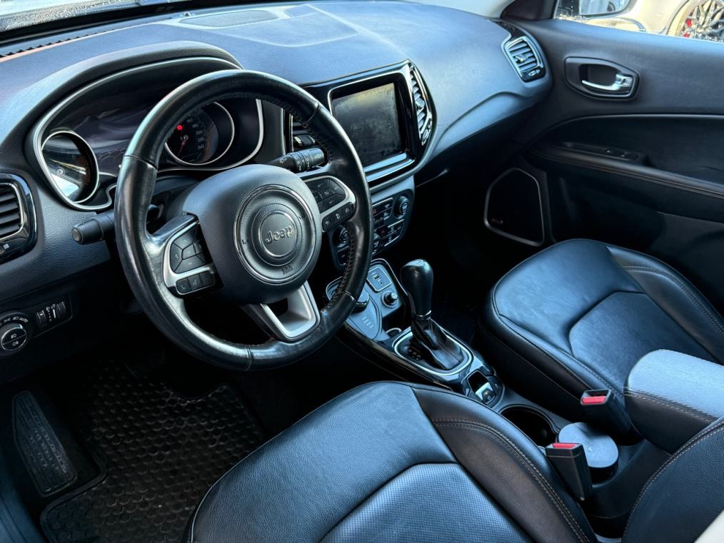 JEEP Compass 1.4 Turbo Limited AWD 9ATX-showroom-element-3