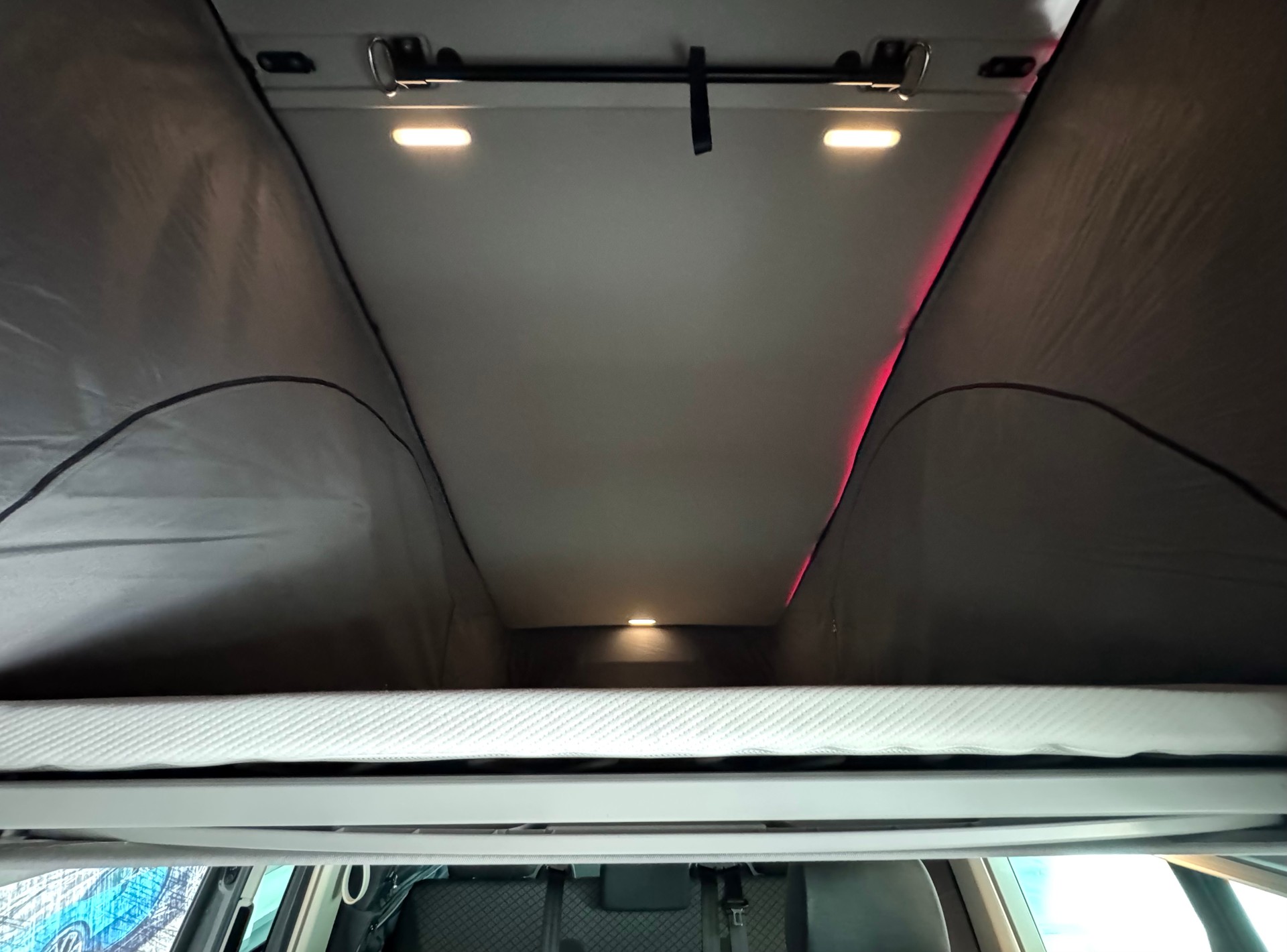 VW T6.1 California 2.0 TDI Beach Edition Spirit 4Motion DSG-image-13