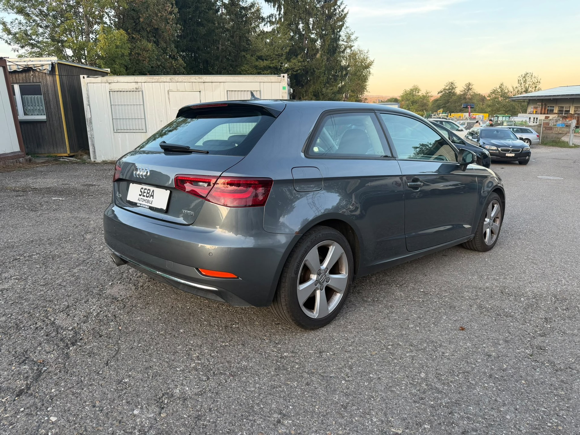 AUDI A3 1.8 TFSI Ambiente S-tronic-image-5