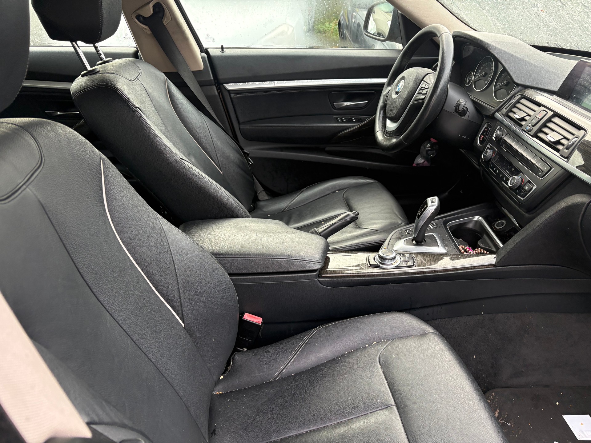 BMW 320d GT Luxury Line Steptronic-image-3