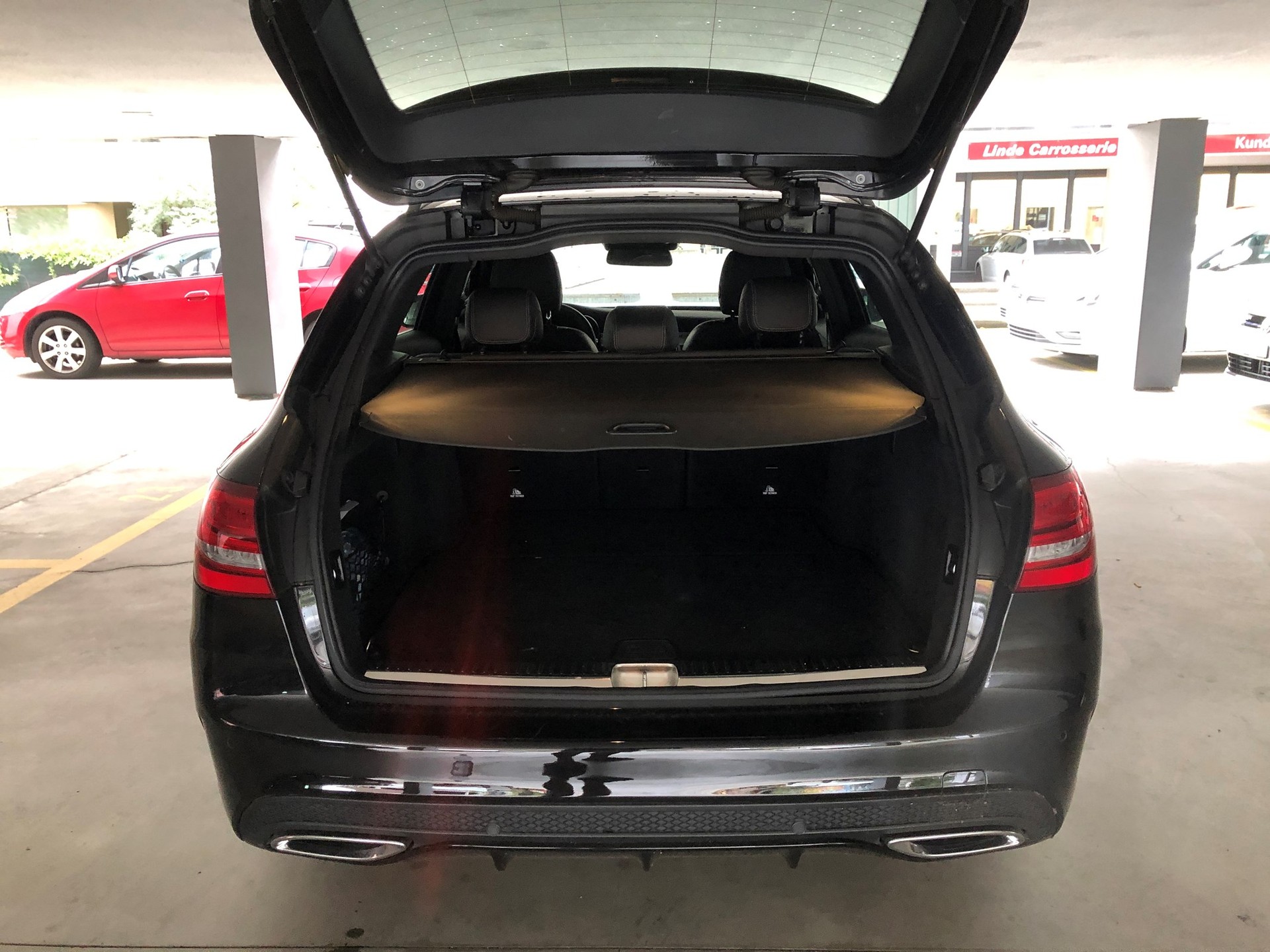 MERCEDES-BENZ C 220 BlueTEC AMG Line 7G-Tronic-image-3