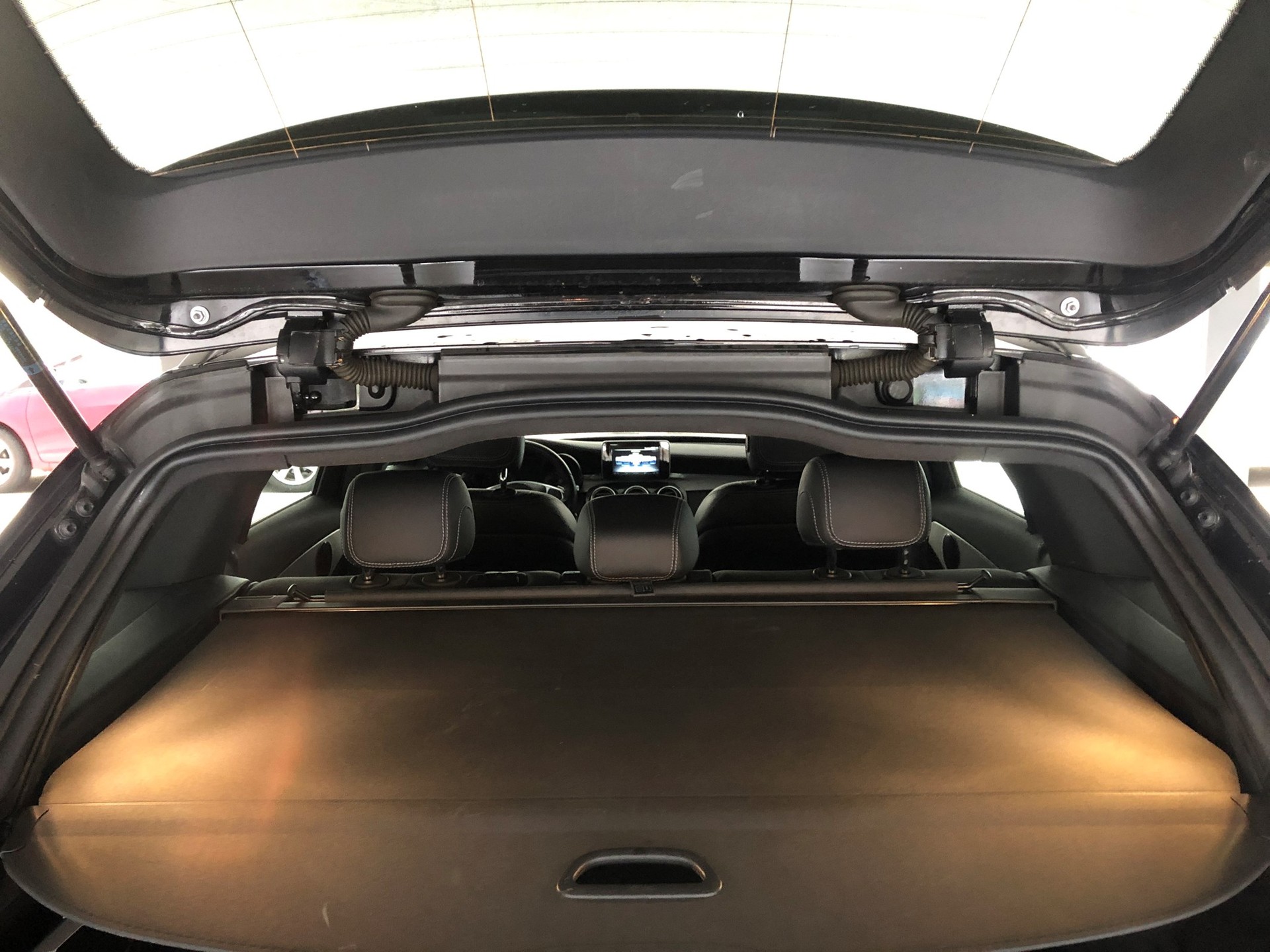 MERCEDES-BENZ C 220 BlueTEC AMG Line 7G-Tronic-image-4