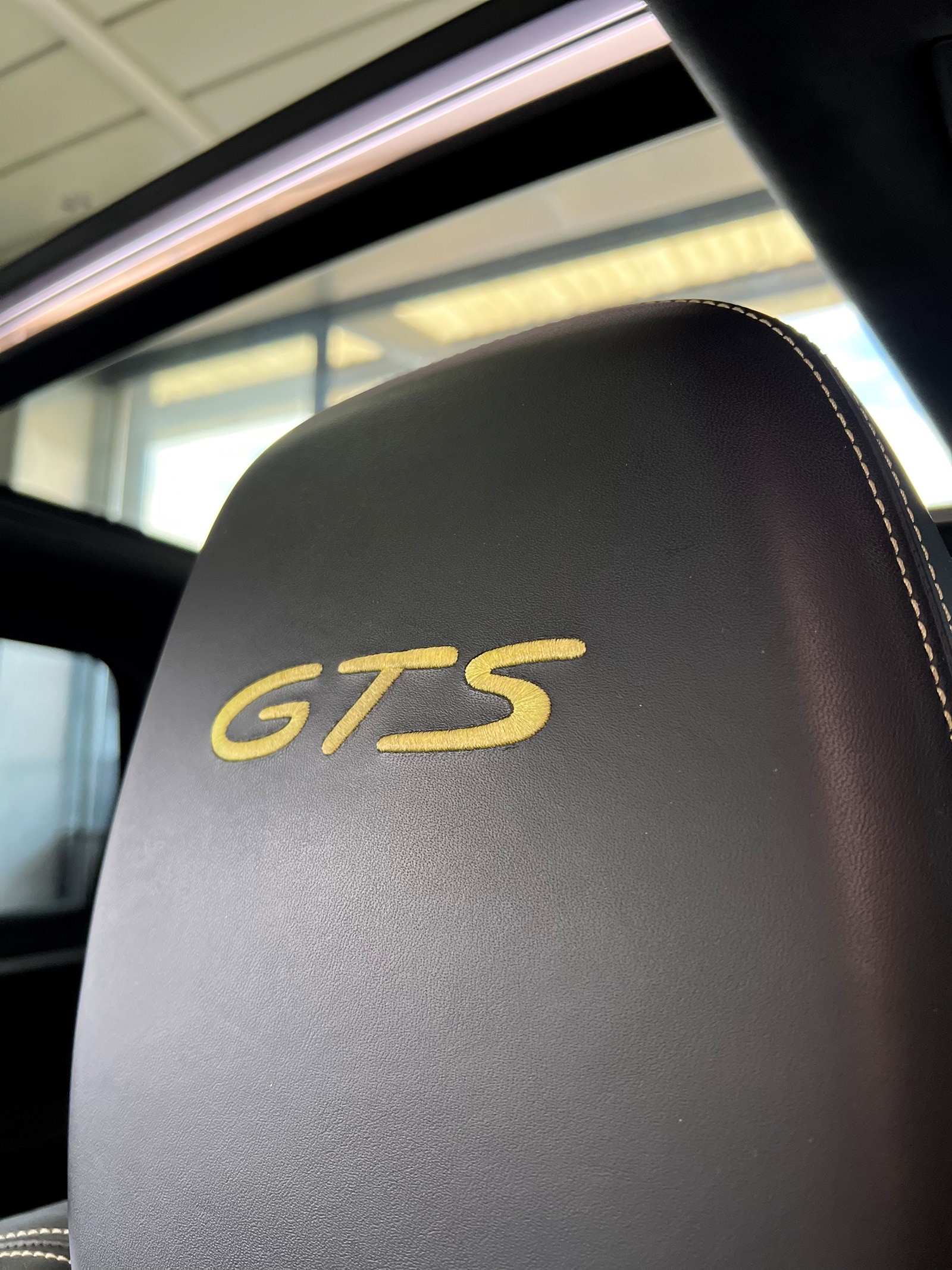 PORSCHE Cayenne GTS-image-14