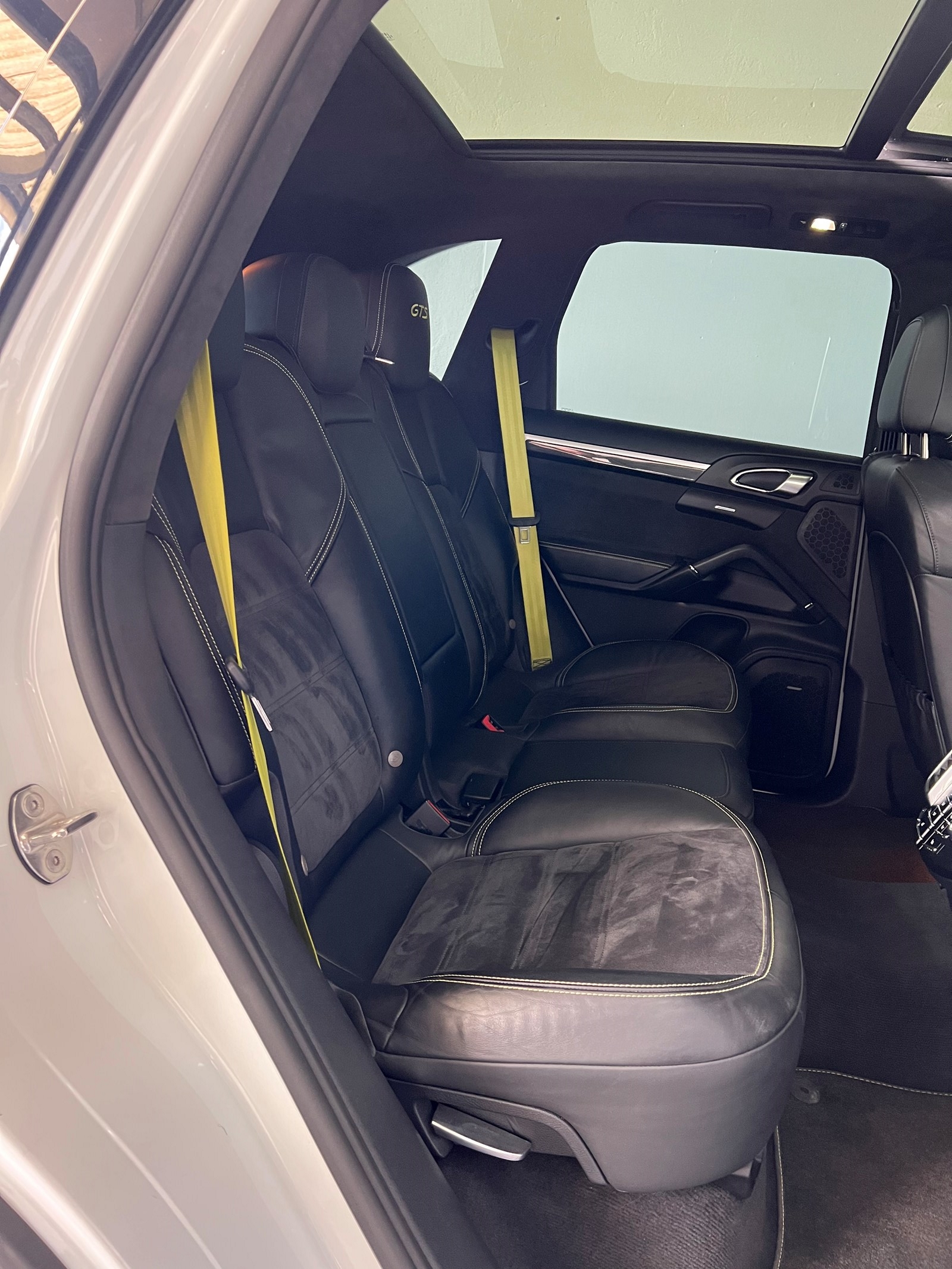 PORSCHE Cayenne GTS-image-28