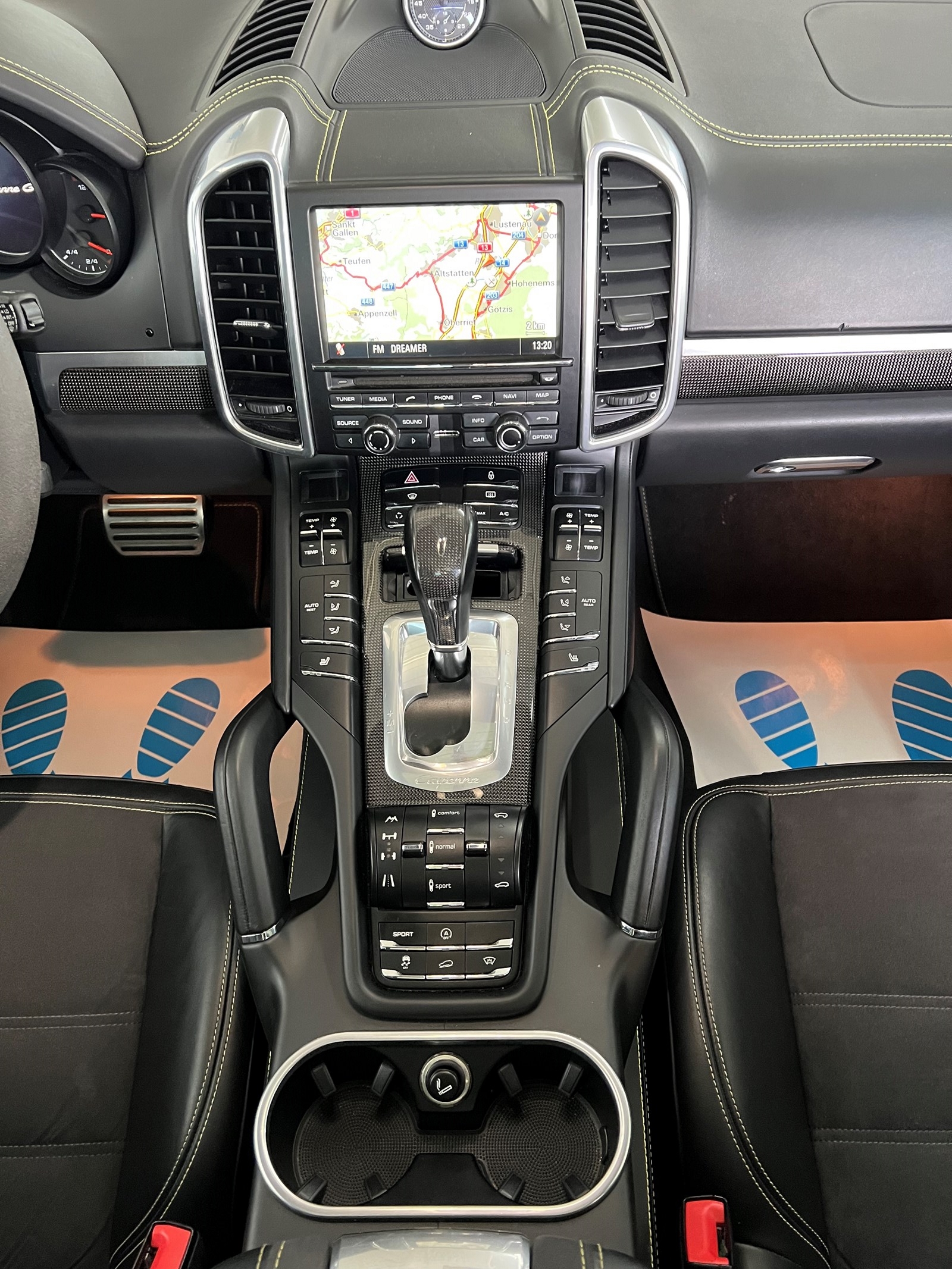 PORSCHE Cayenne GTS-image-20