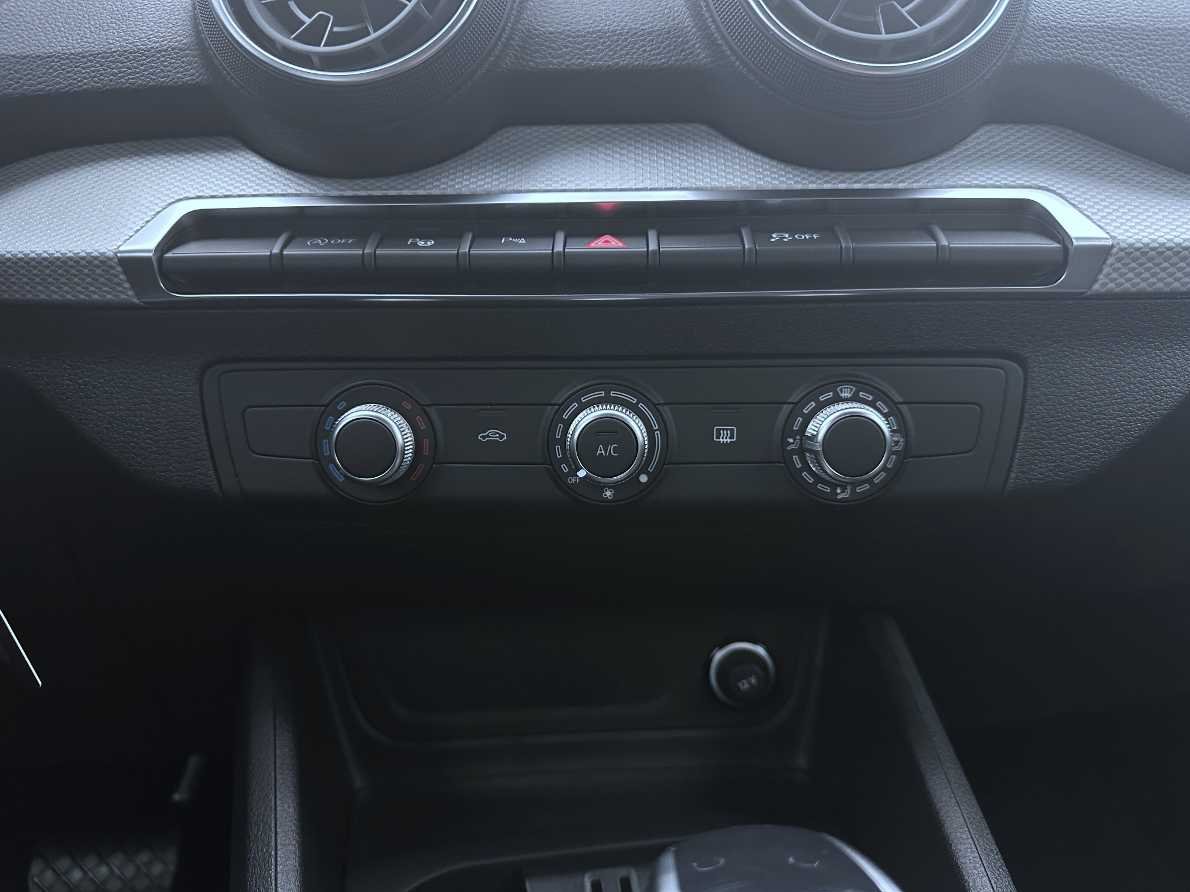 AUDI Q2 35 TFSI S-tronic-image-13