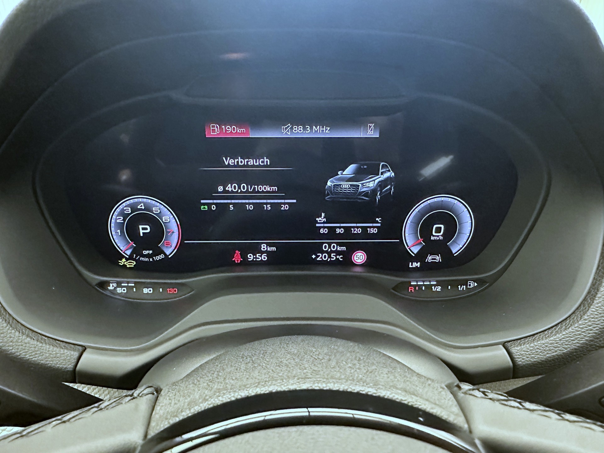 AUDI Q2 35 TFSI S-tronic-image-8