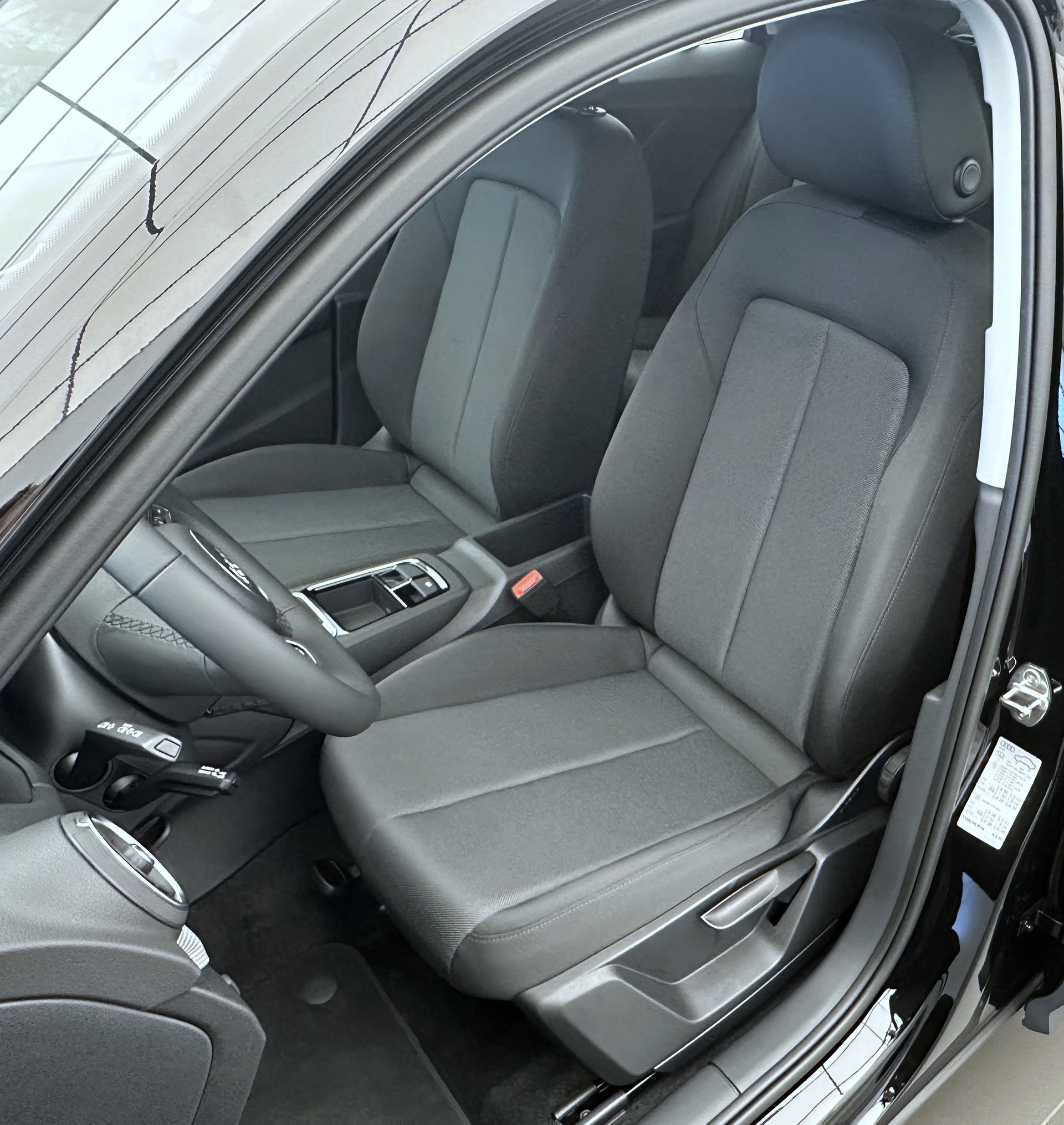 AUDI Q2 35 TFSI S-tronic-image-4