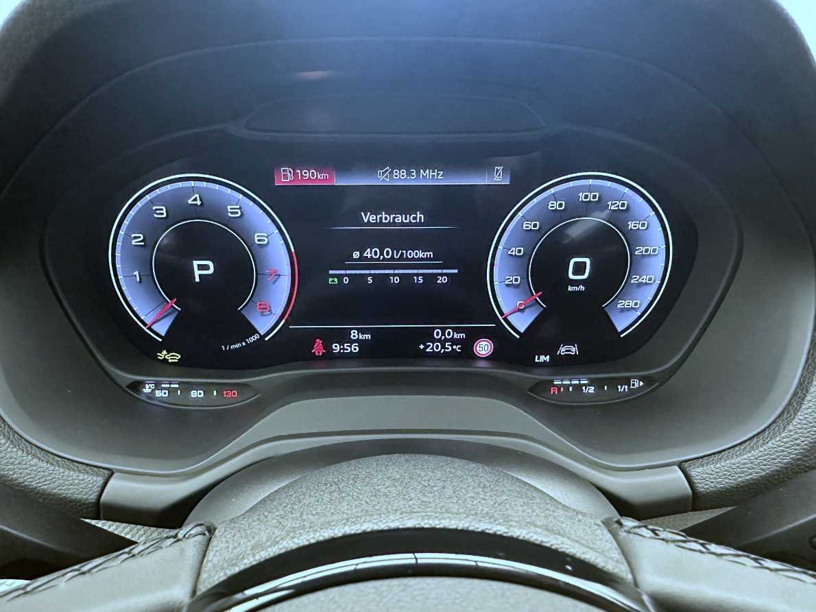 AUDI Q2 35 TFSI S-tronic-image-7