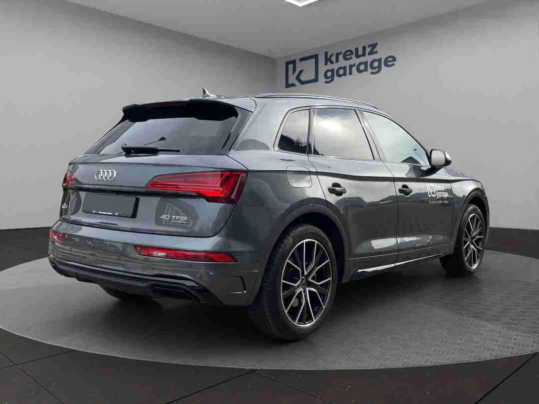AUDI Q5 40 TFSI S line quattro S-tronic-image-2