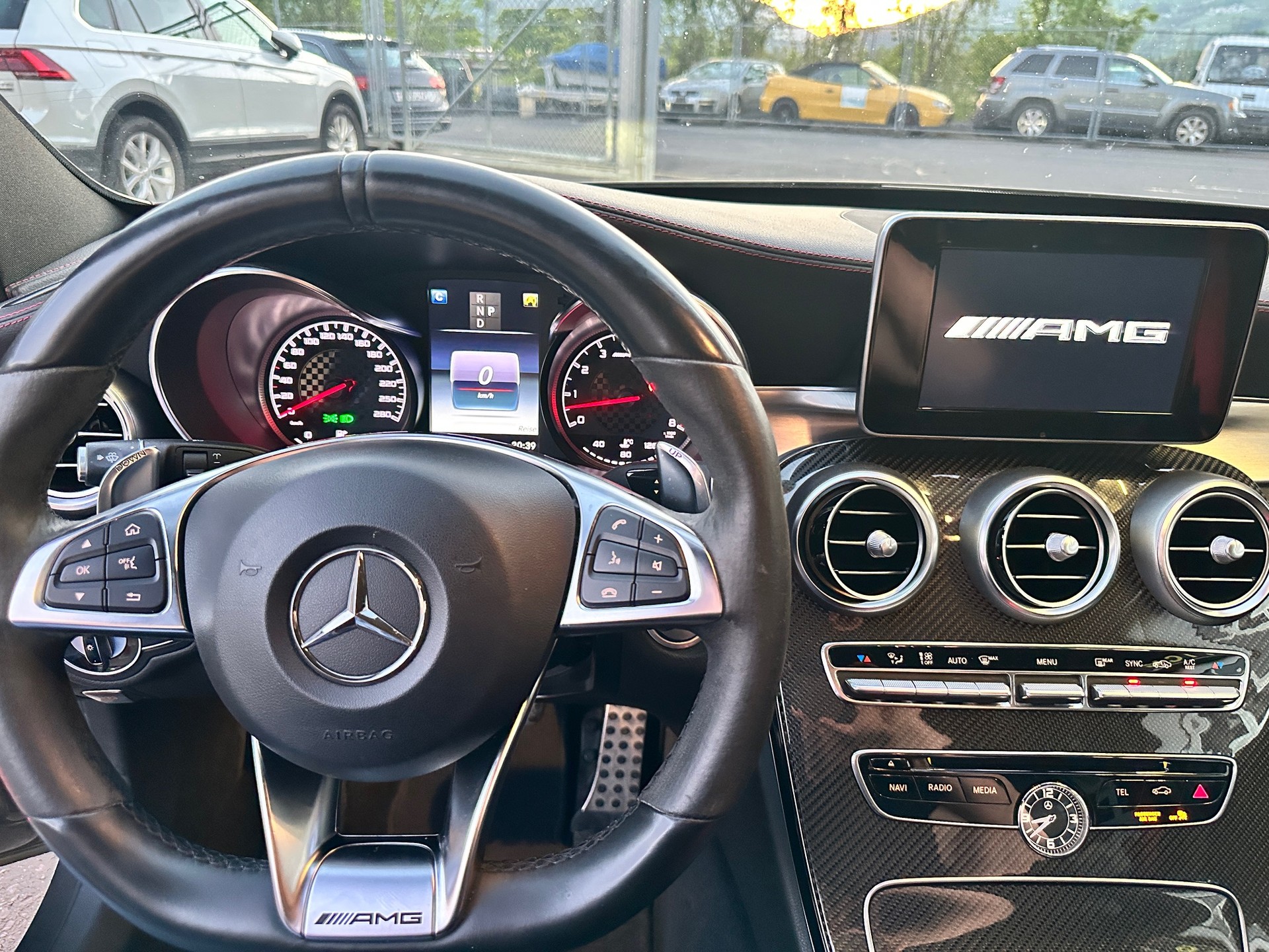 MERCEDES-BENZ C 43 AMG 4Matic 9G-Tronic-image-4