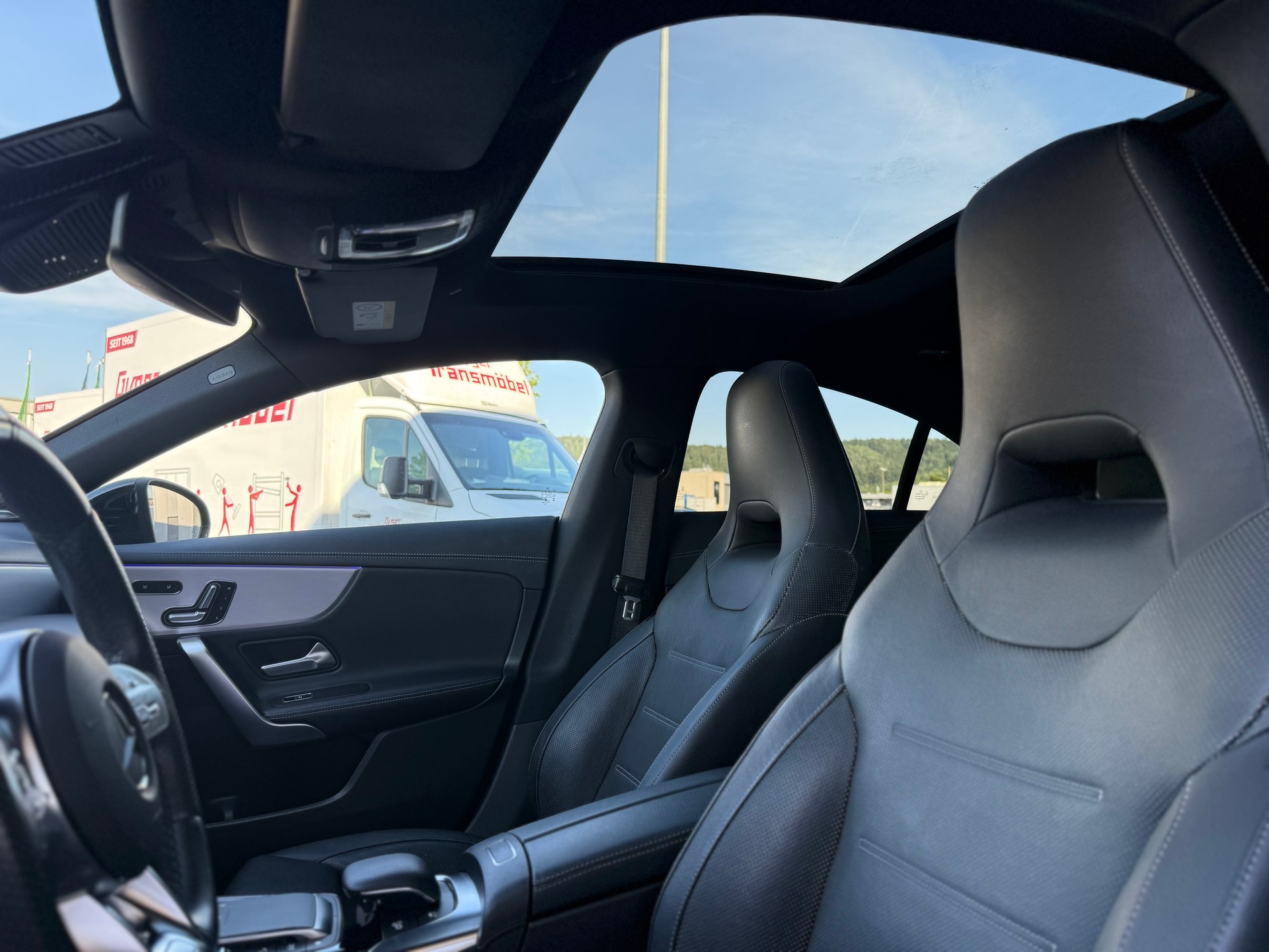 MERCEDES-BENZ CLA 35 AMG 4Matic 7G-DCT-image-4