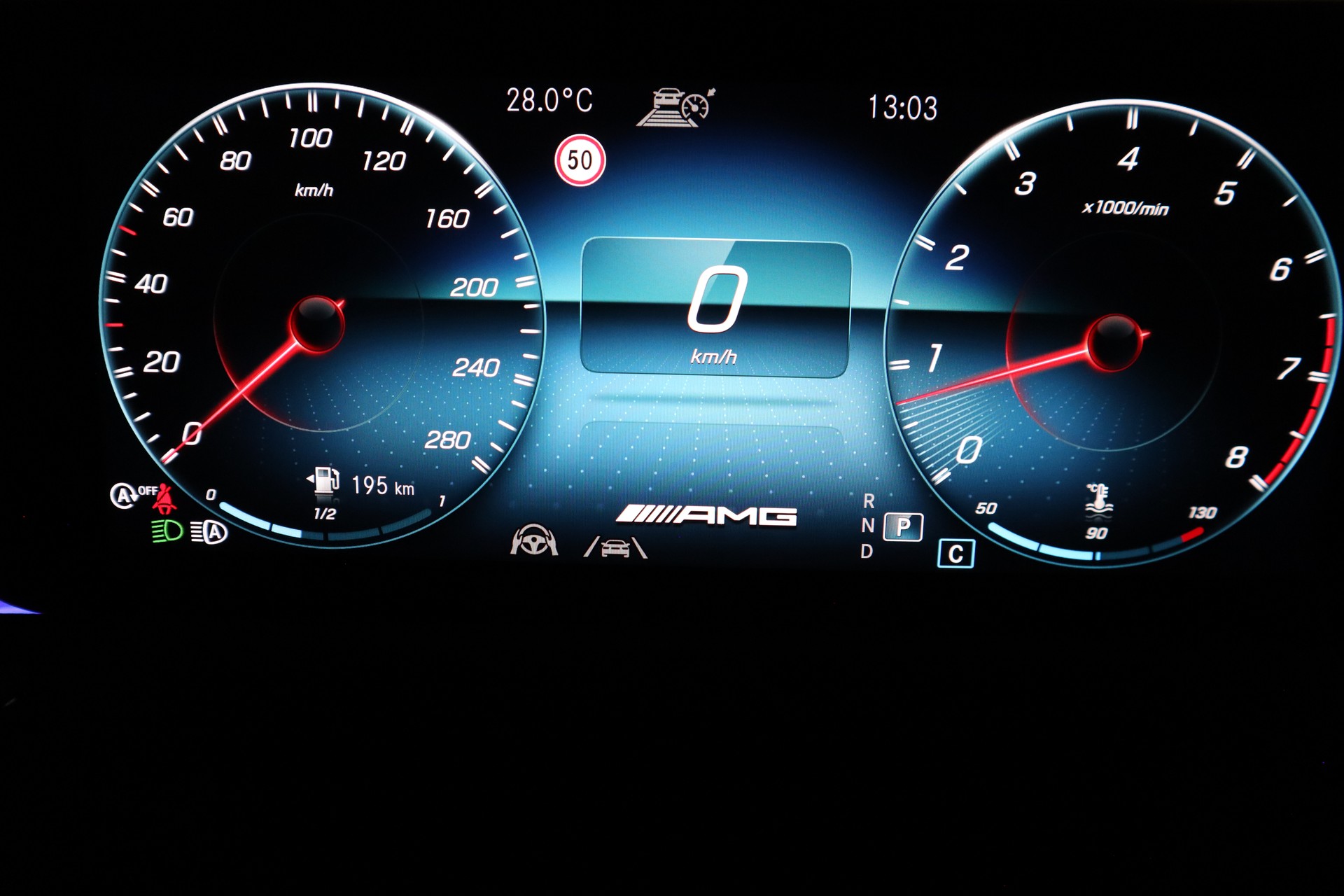 MERCEDES-BENZ CLA 35 AMG 4Matic 7G-DCT-image-24