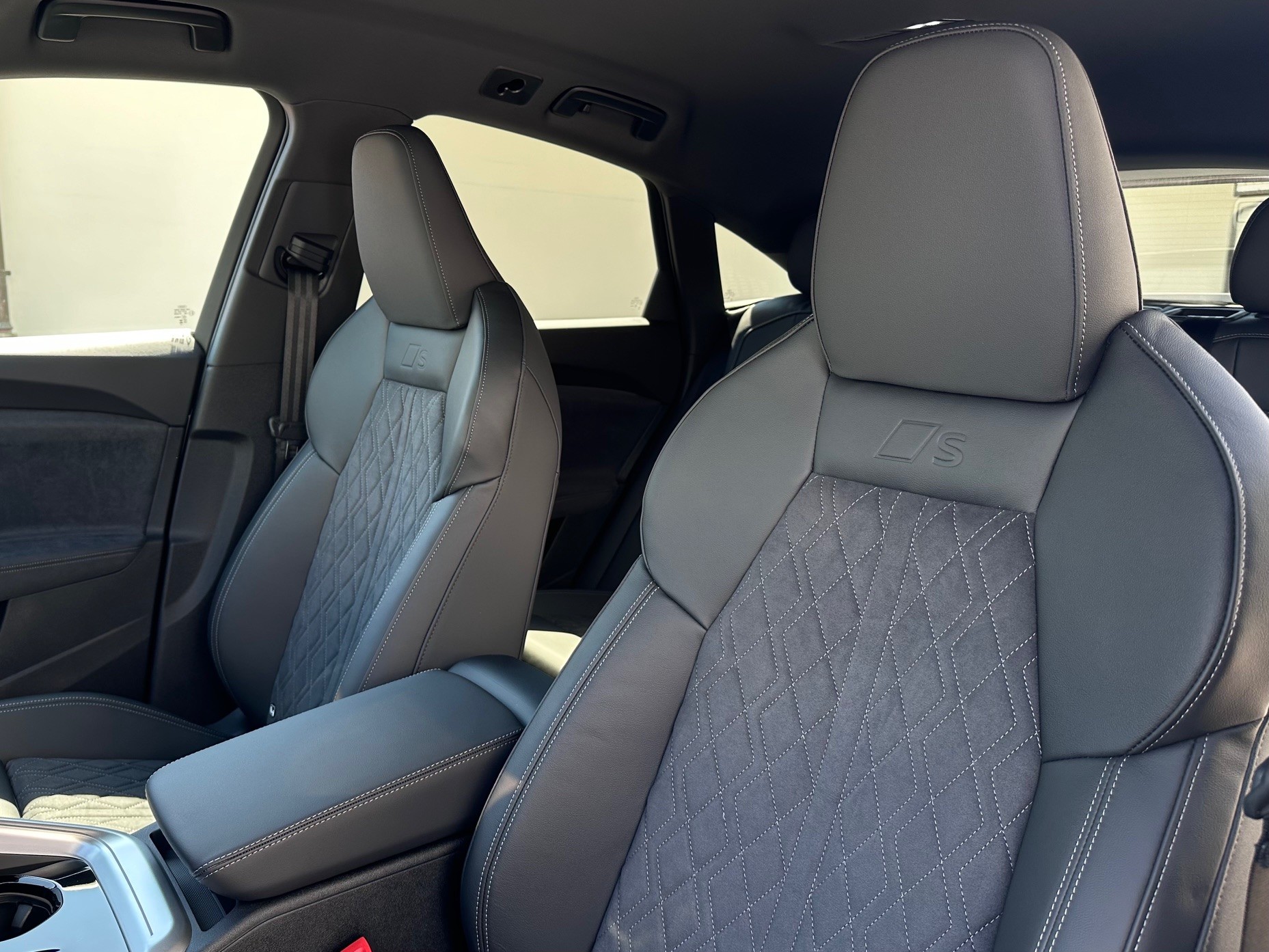 AUDI Q5 Sportback TDI quattro 150 kW S-tronic-image-11